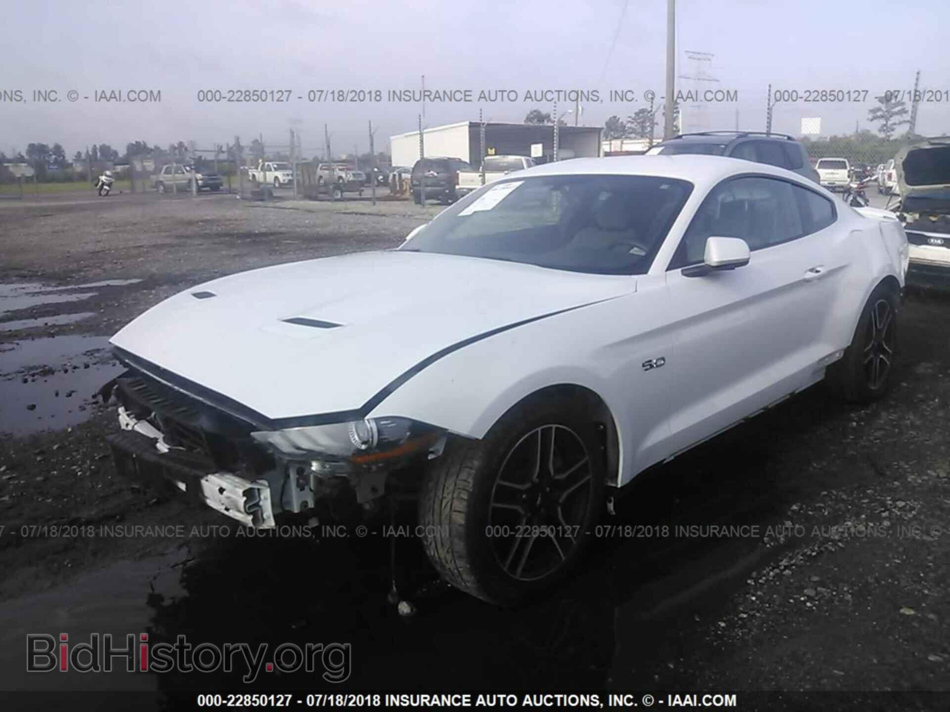 2018 FORD MUSTANG - VIN: 1FA6P8CF8J5120689 - Фото 2