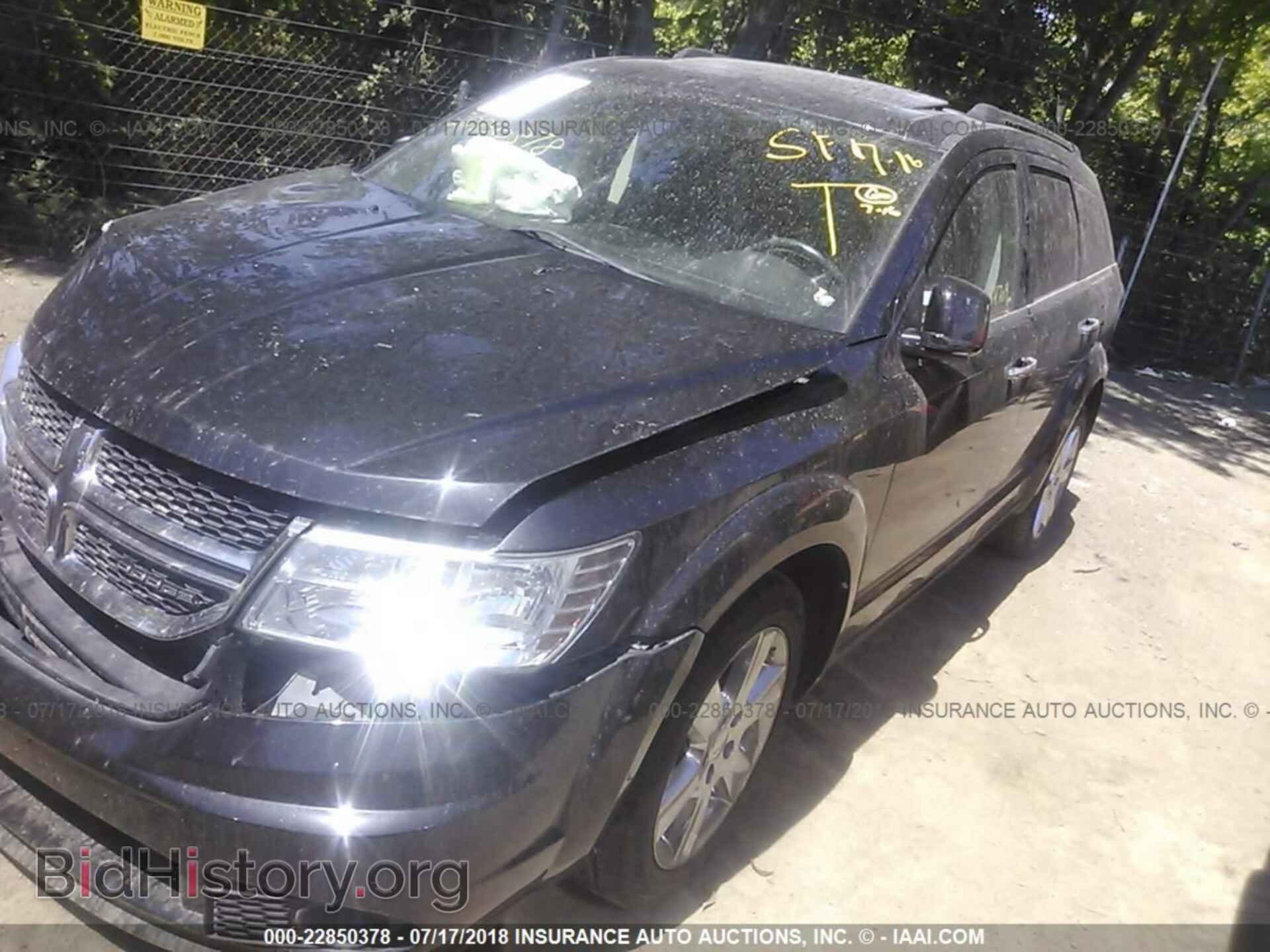 2011 Dodge Journey - VIN: 3D4PH3FG0BT517143 - Фото 2