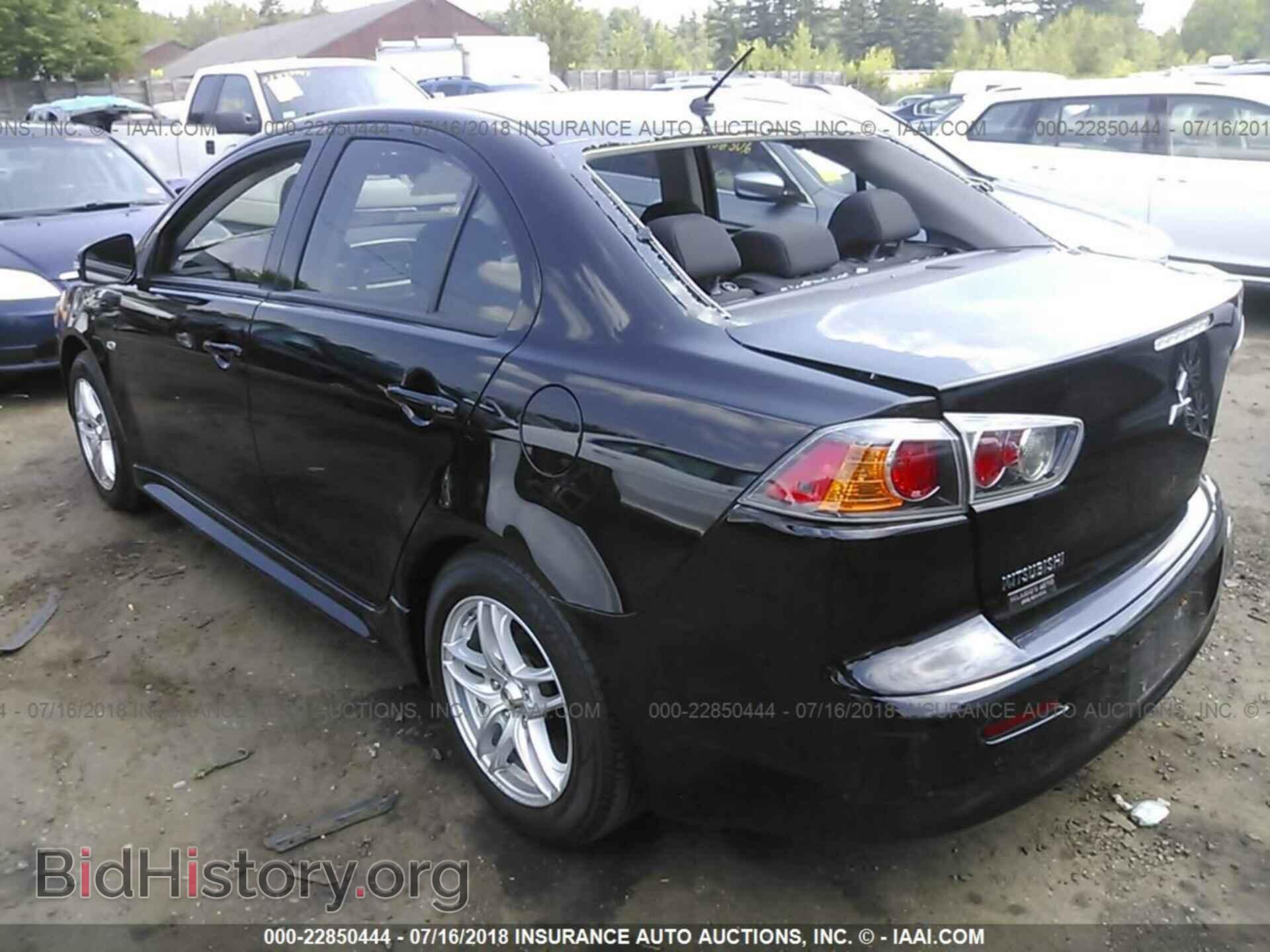 2015 Mitsubishi Lancer - VIN: JA32U2FU7FU002380 - Фото 3