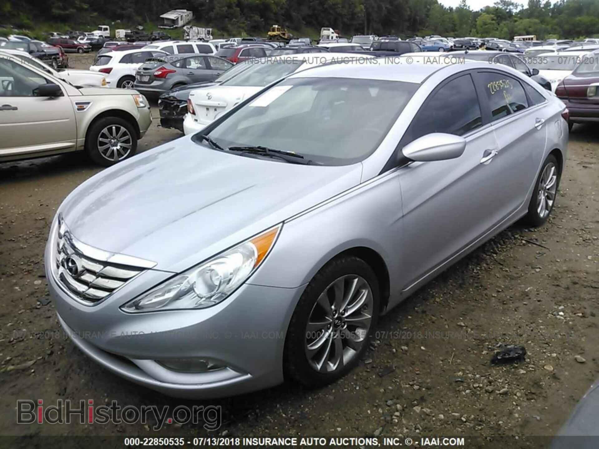 2012 Hyundai Sonata - VIN: 5NPEC4AB4CH421151 - Фото 2