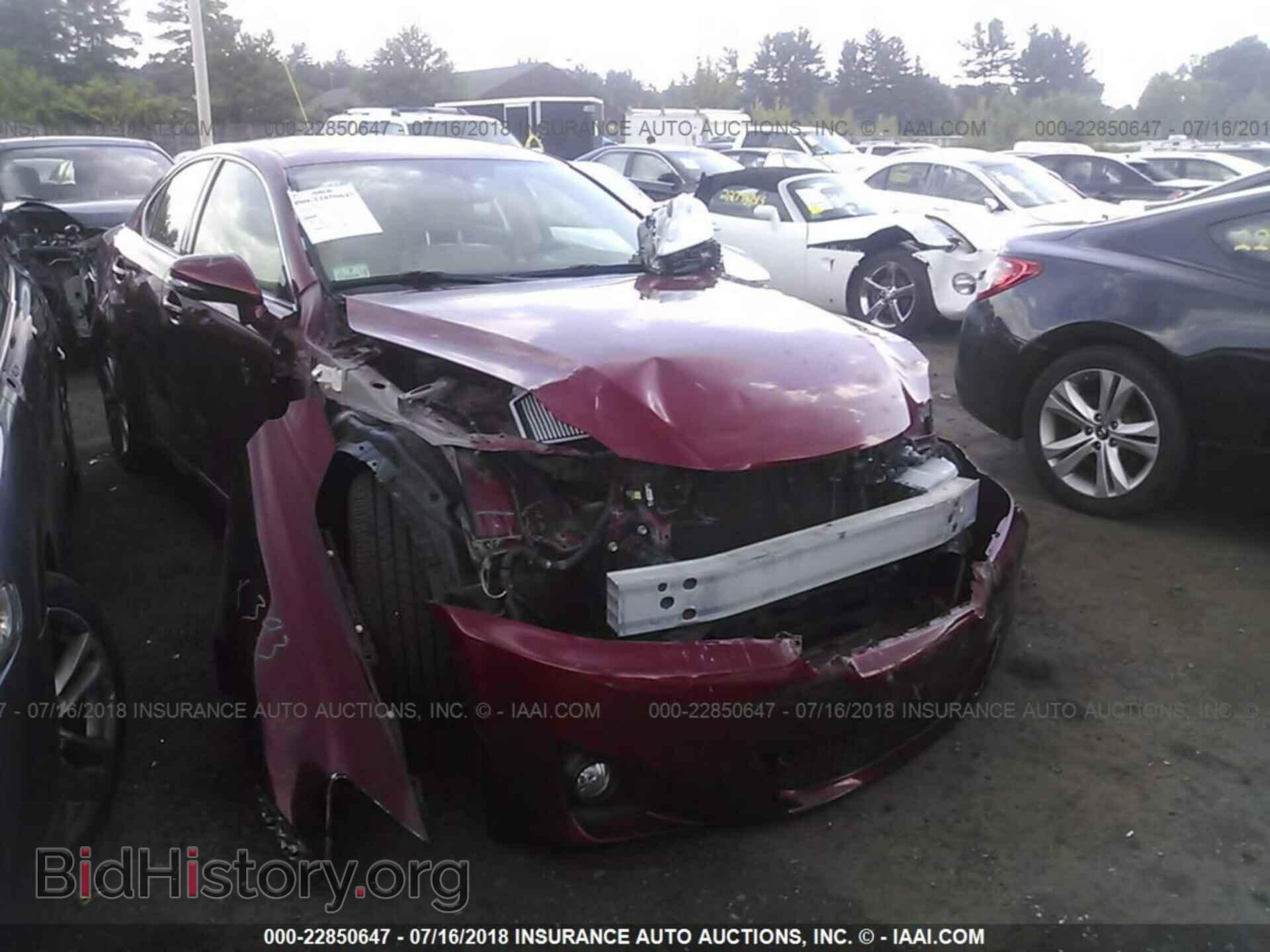 Photo JTHCF5C22C5053844 - Lexus Is 2012