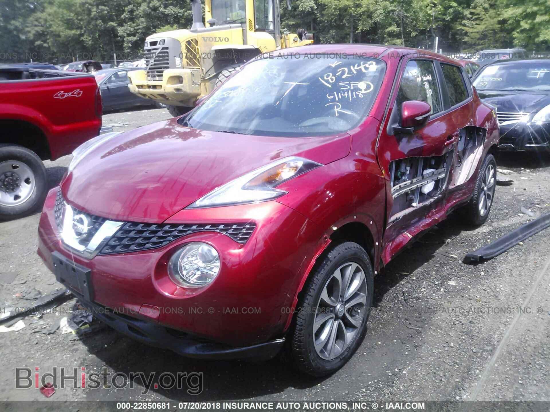 2017 Nissan Juke - VIN: JN8AF5MV0HT752012 - Фото 2