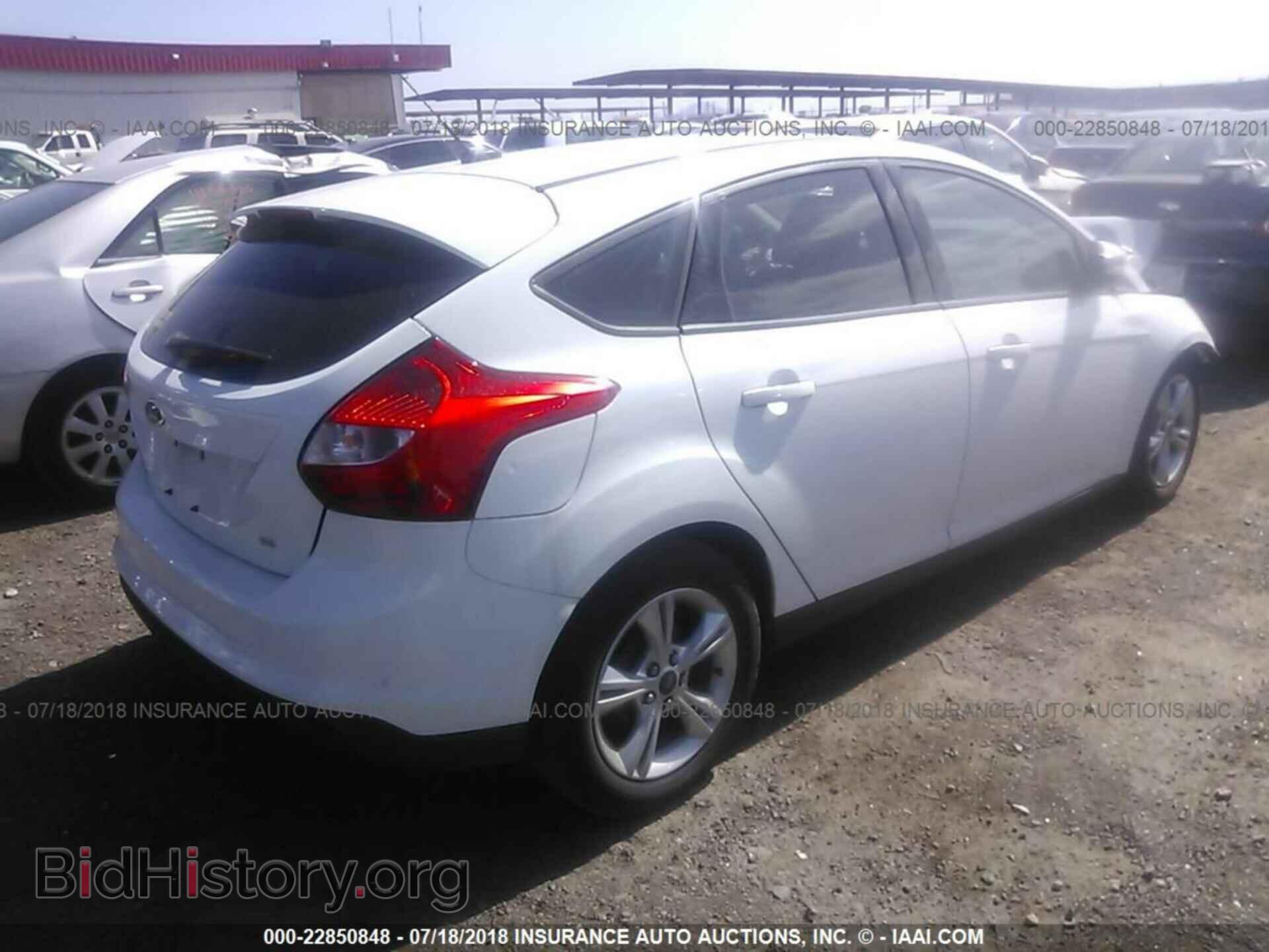 2014 Ford Focus - VIN: 1FADP3K22EL363490 - Фото 4