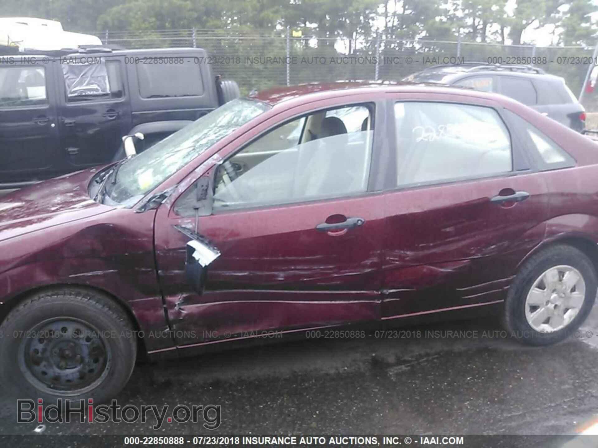 2006 FORD FOCUS - VIN: 1FAHP34N06W200748 - Фото 6
