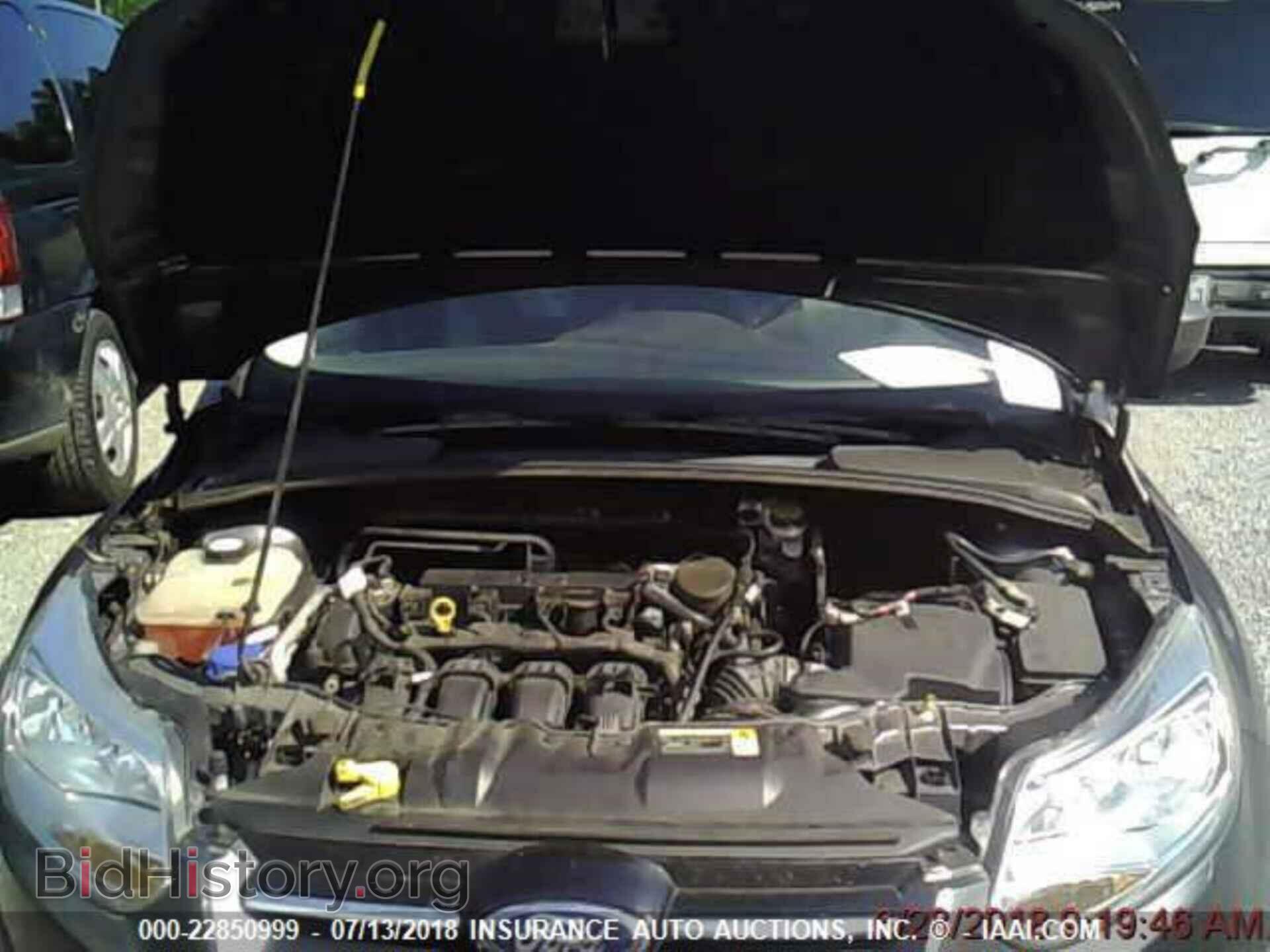 2012 Ford Focus - VIN: 1FAHP3K2XCL150561 - Photo 8