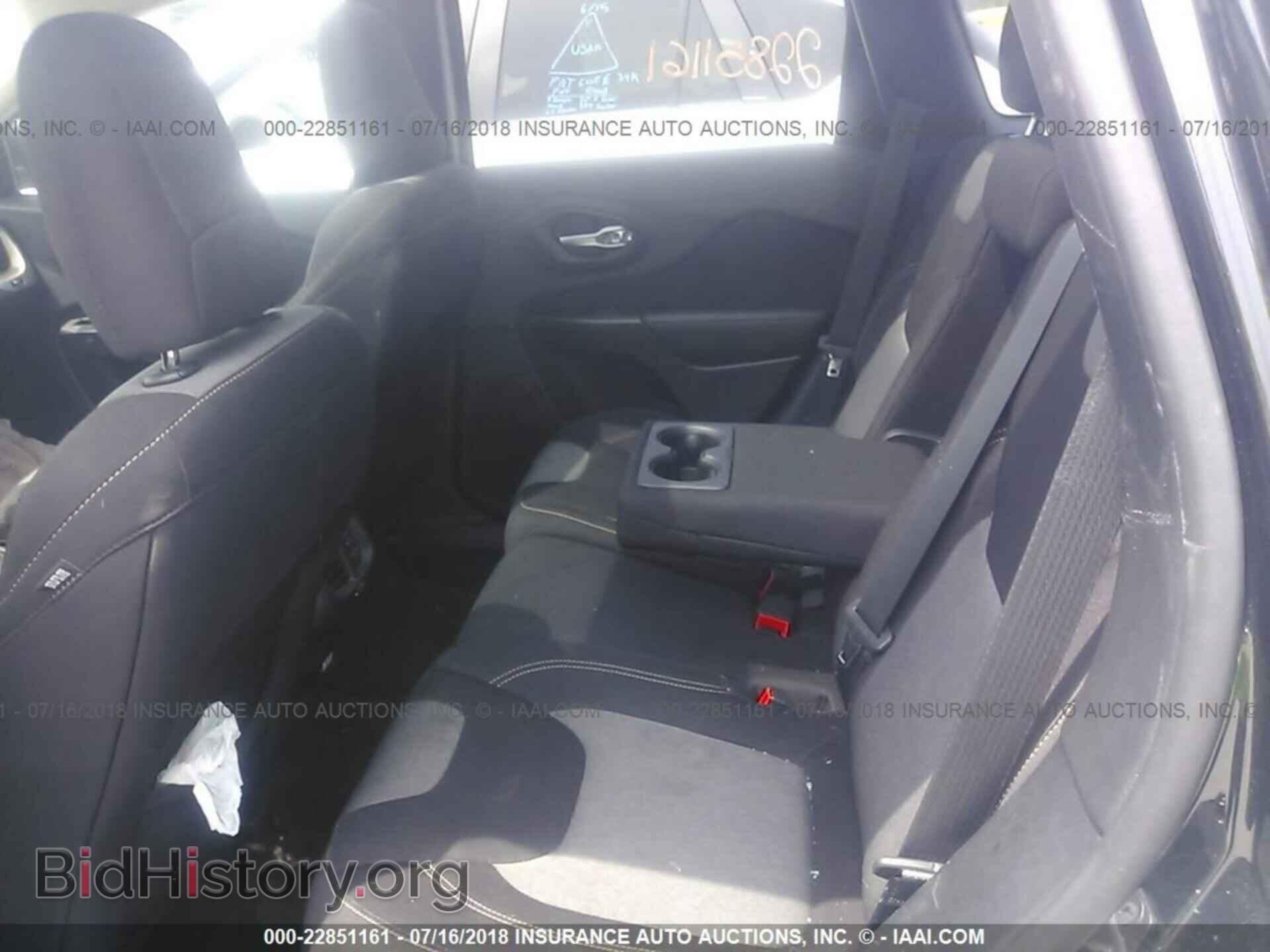 2014 Jeep Cherokee - VIN: 1C4PJMCB0EW142059 - Фото 8