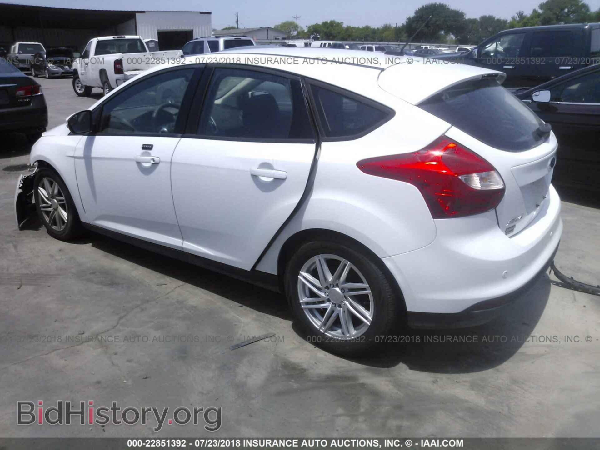 2014 Ford Focus - VIN: 1FADP3K27EL109578 - Photo 3