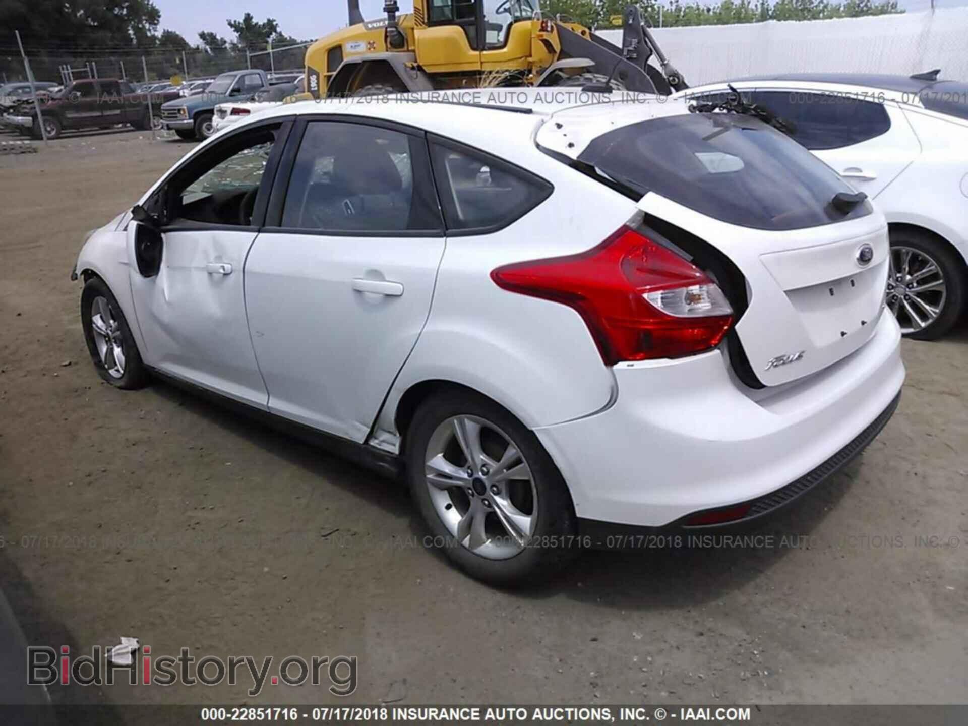 2014 Ford Focus - VIN: 1FADP3K2XEL306101 - Фото 3
