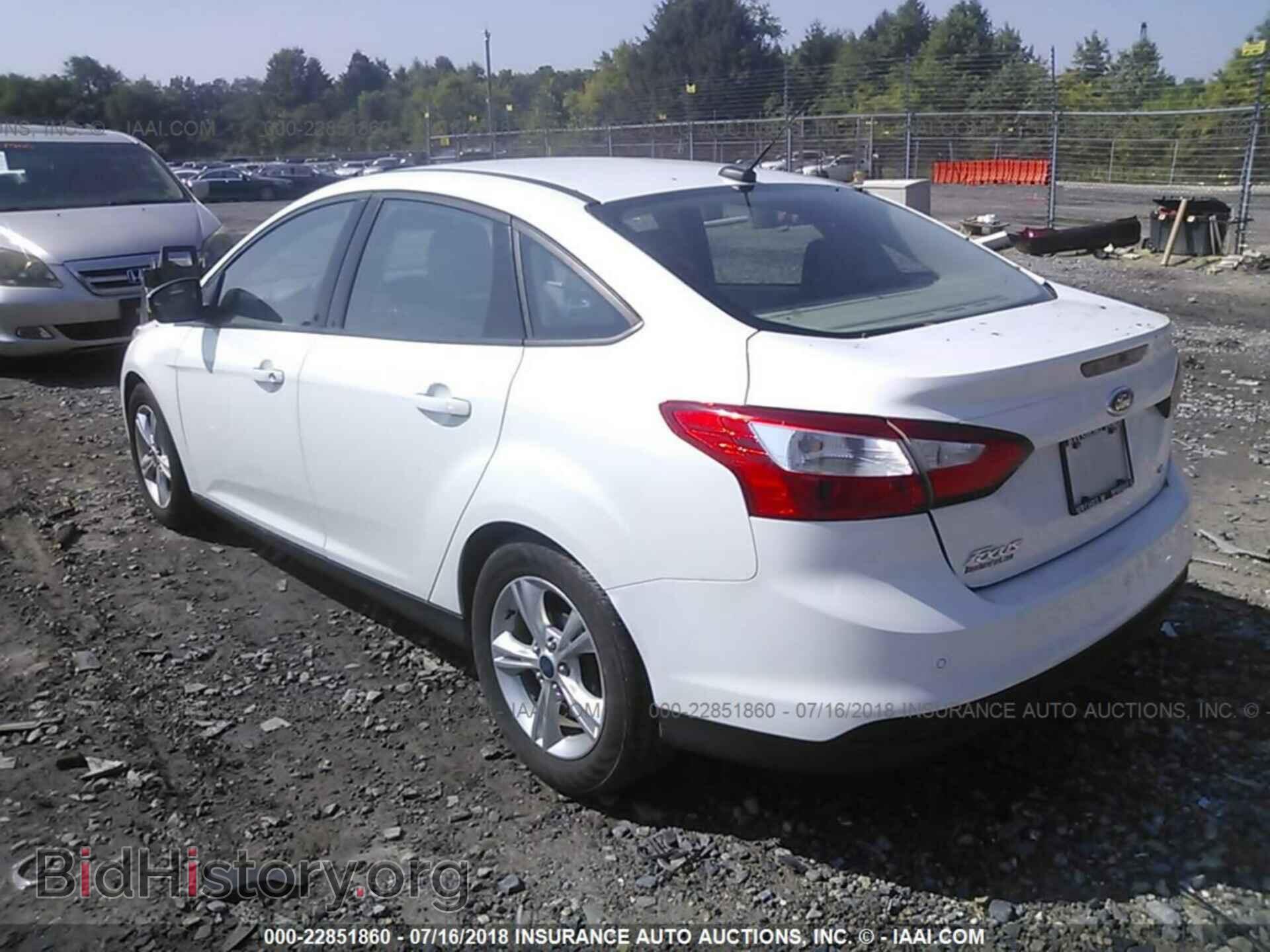 2014 Ford Focus - VIN: 1FADP3F22EL165020 - Фото 3