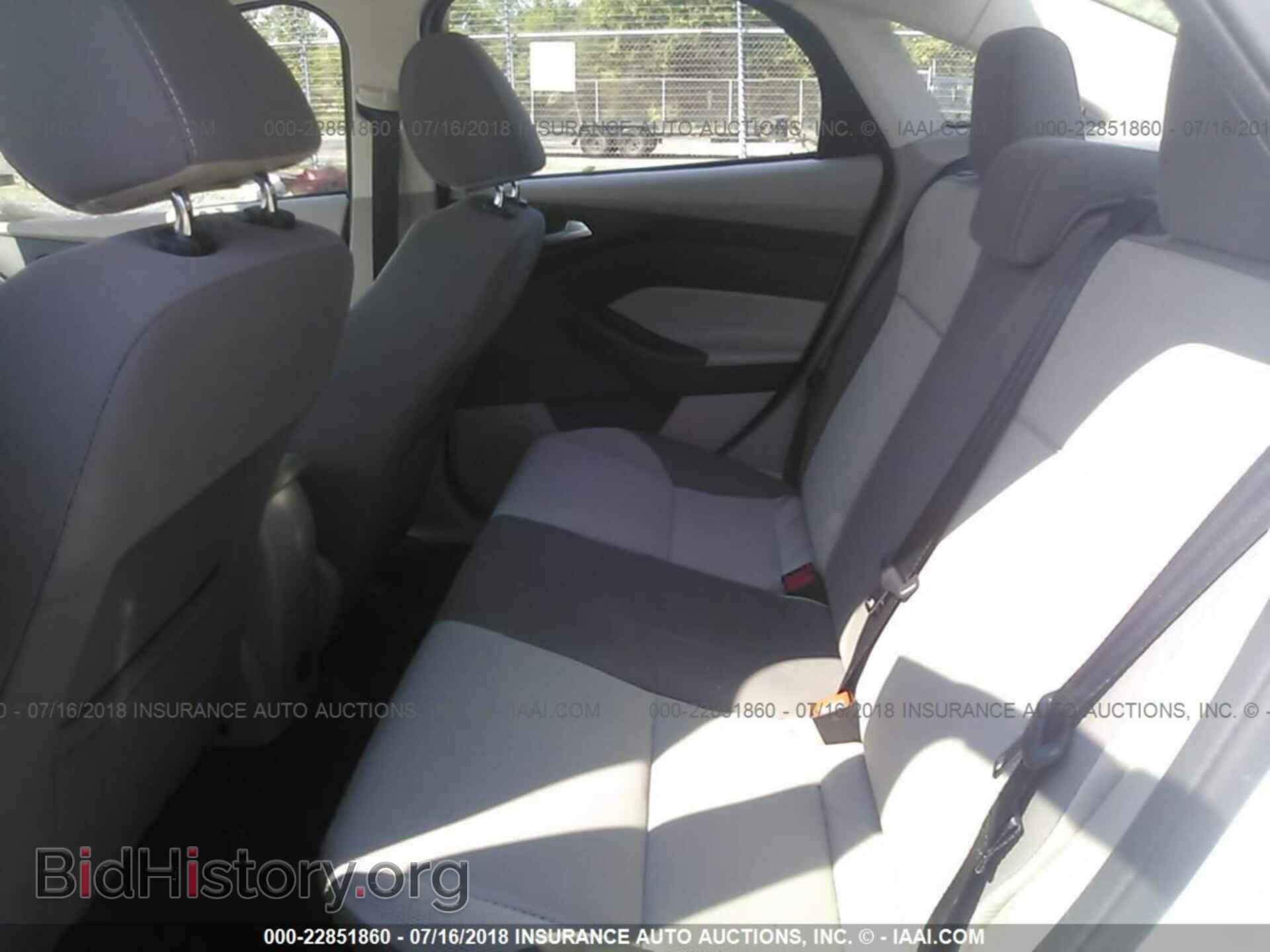 2014 Ford Focus - VIN: 1FADP3F22EL165020 - Фото 8