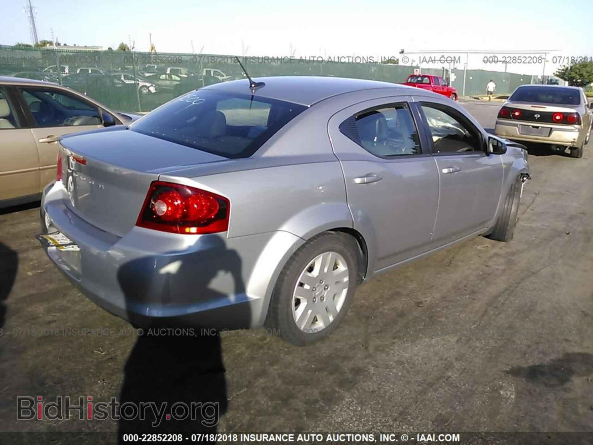 2014 Dodge Avenger - VIN: 1C3CDZAB1EN116182 - Фото 4