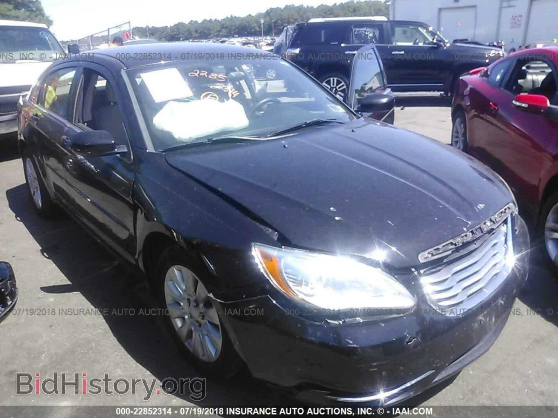 Photo 1C3CCBAB4EN167699 - Chrysler 200 2014