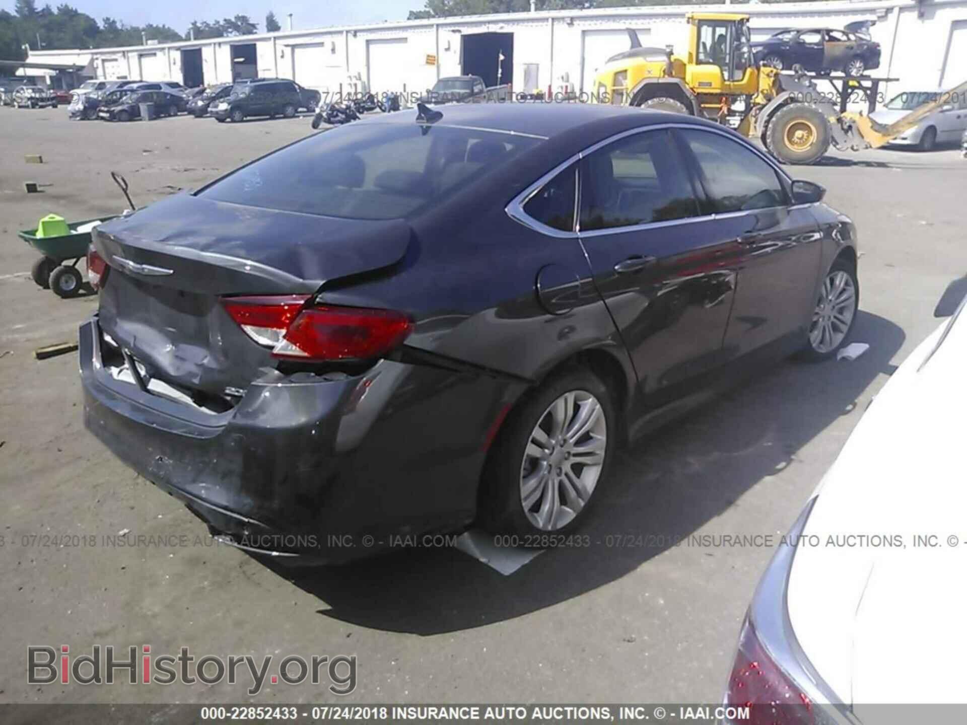 2016 Chrysler 200 - VIN: 1C3CCCAB8GN134049 - Photo 4