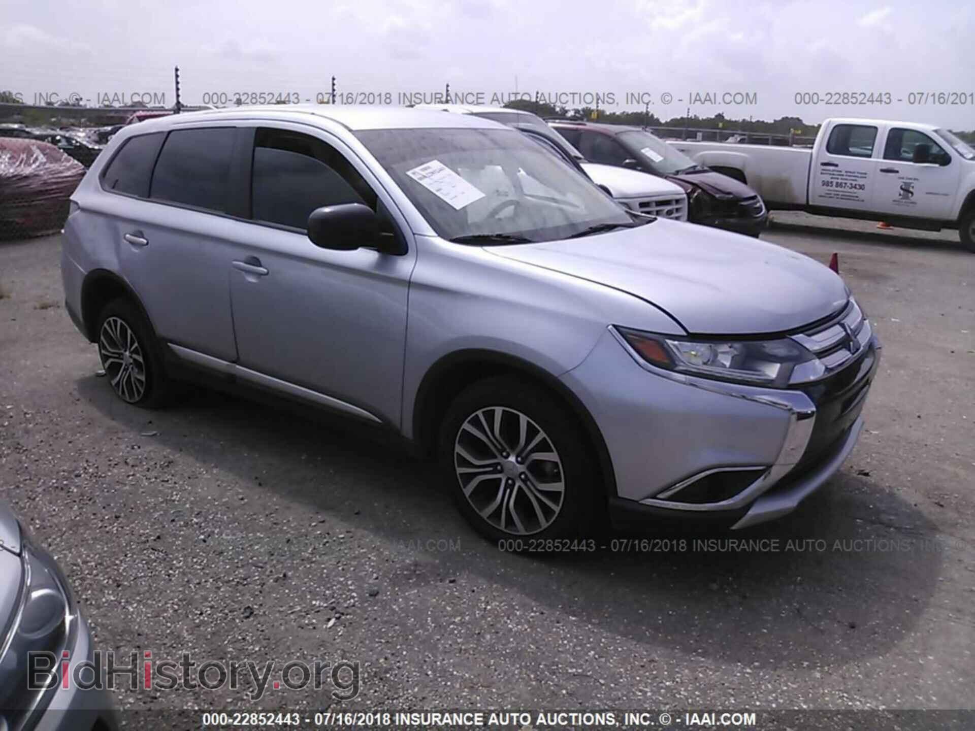 Photo JA4AD2A34HZ024056 - Mitsubishi Outlander 2017