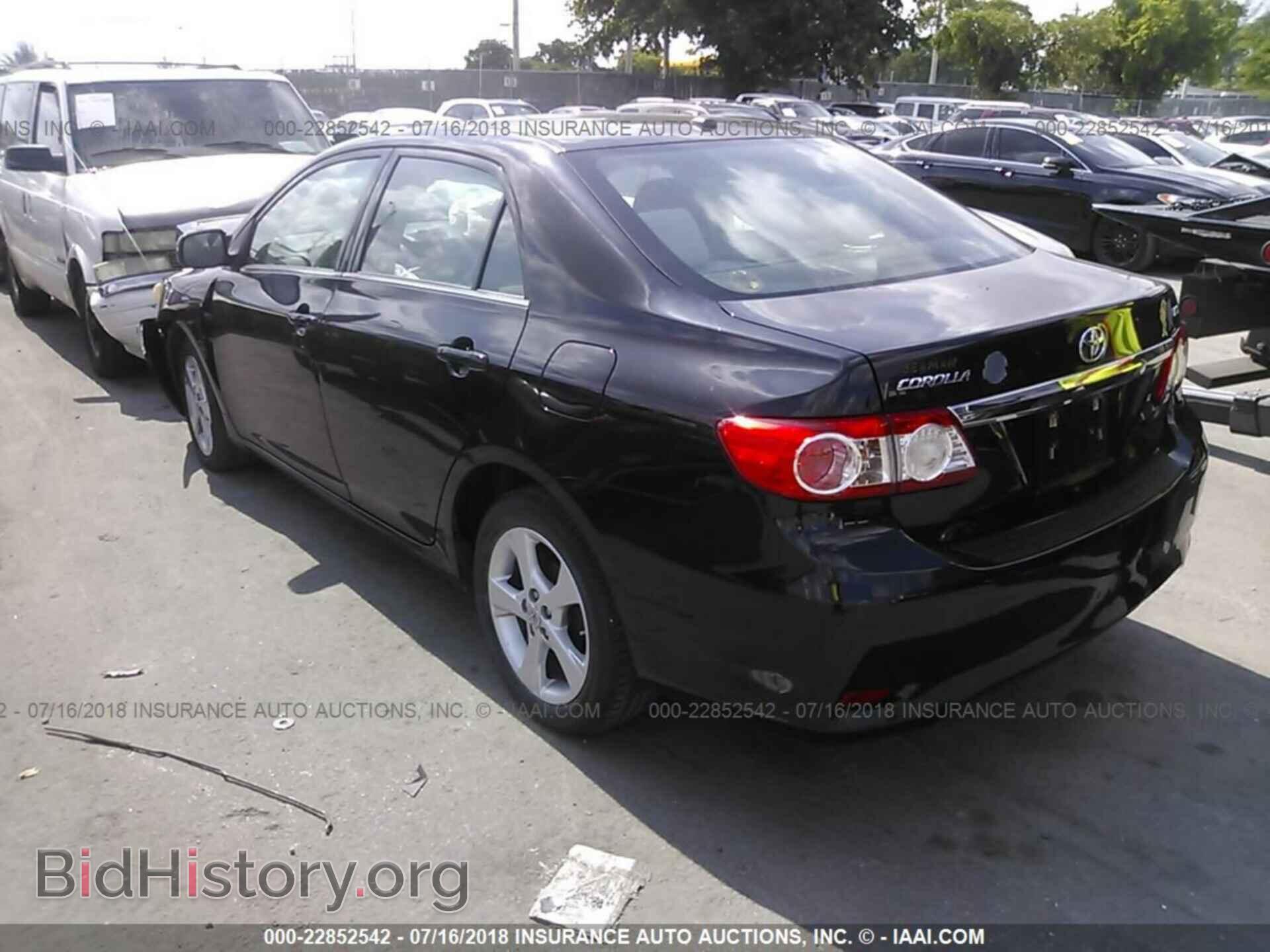 2013 Toyota Corolla - VIN: 2T1BU4EE2DC975488 - Фото 3