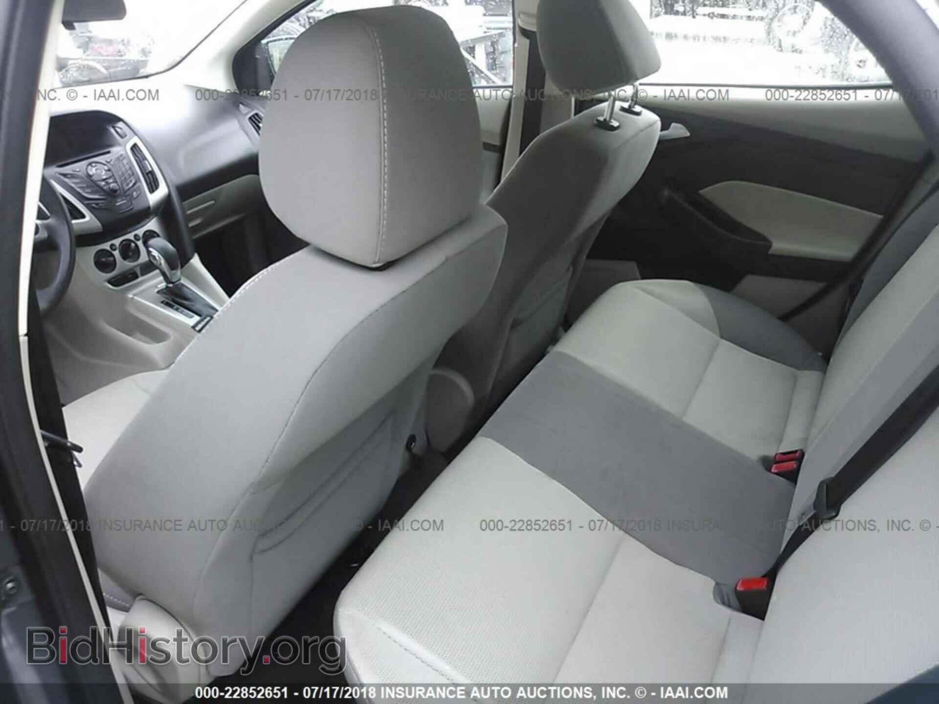 2013 Ford Focus - VIN: 1FADP3F21DL104367 - Photo 8