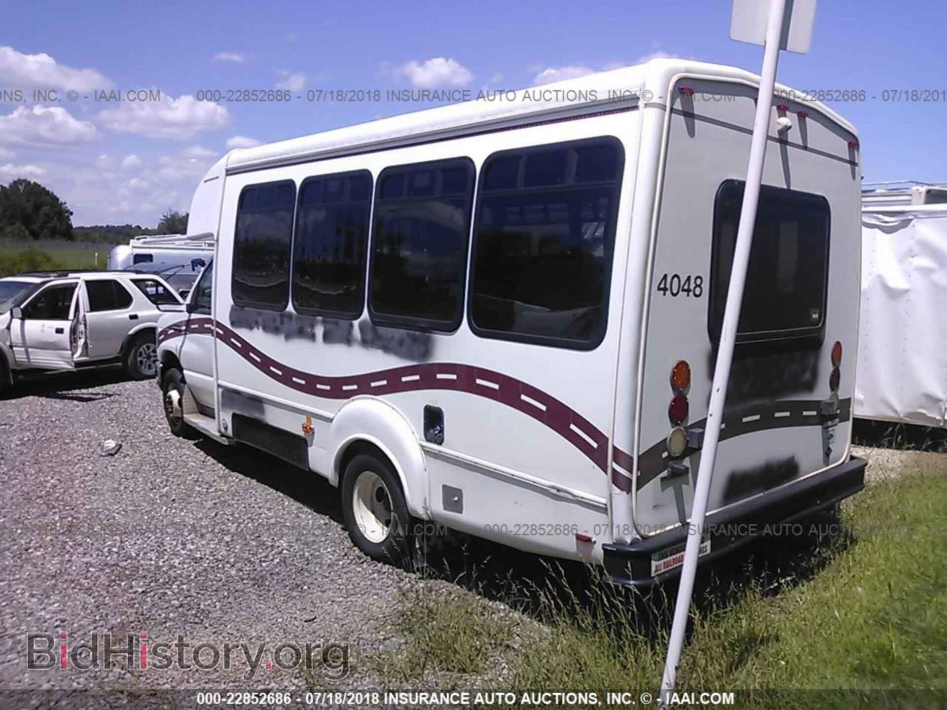 2011 Ford Econoline - VIN: 1FDFE4FS9BDA63276 - Photo 3