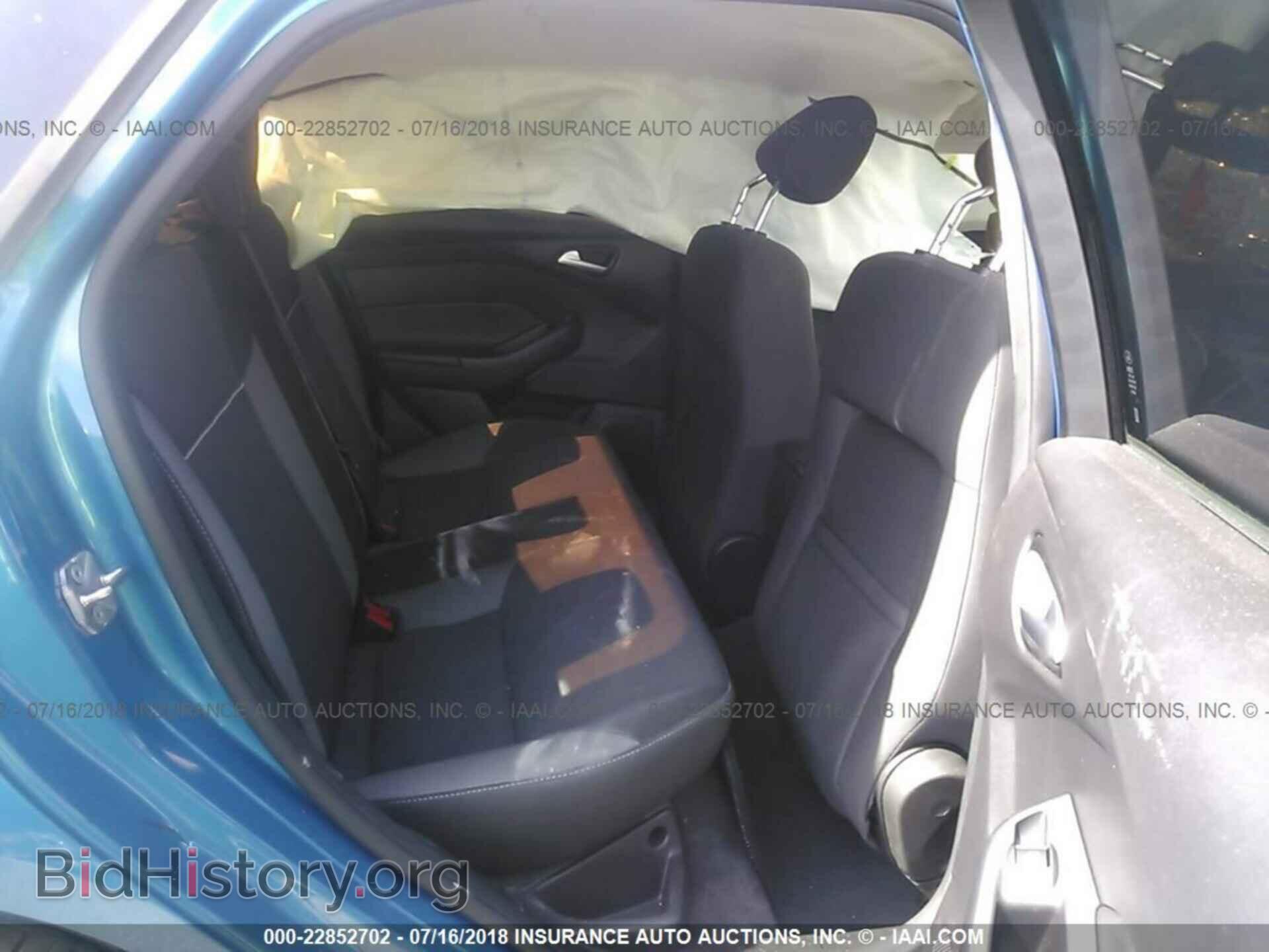 2012 Ford Focus - VIN: 1FAHP3F21CL352876 - Photo 8