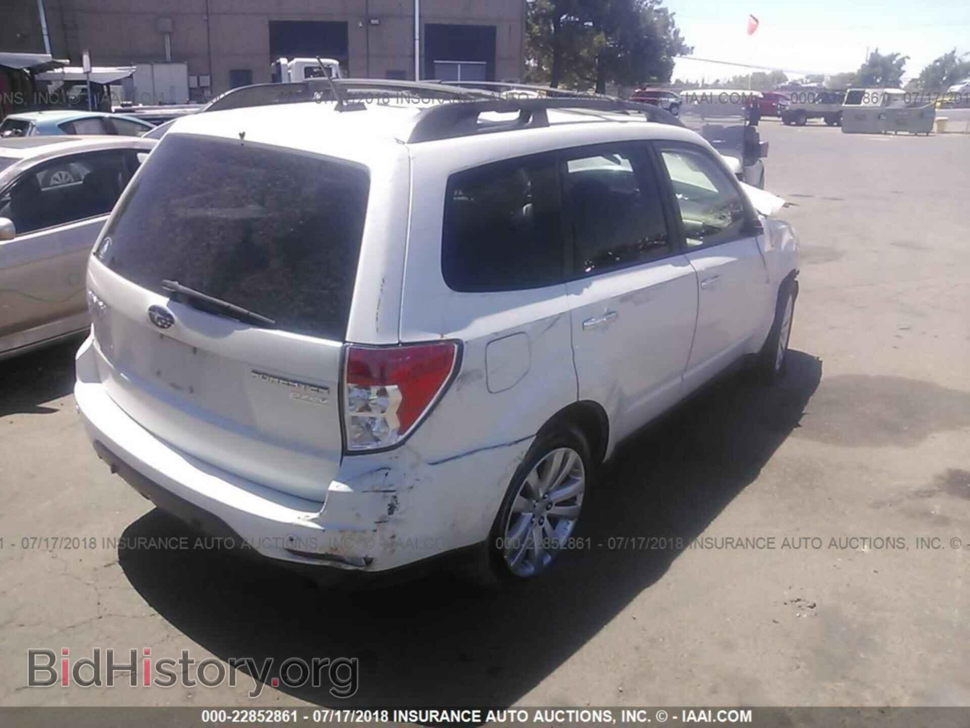 2011 Subaru Forester - VIN: JF2SHADC9BH703470 - Фото 4