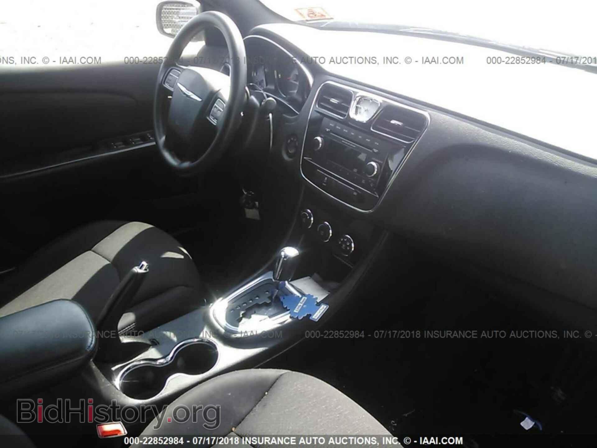 2013 Chrysler 200 - VIN: 1C3CCBAB9DN698105 - Photo 5