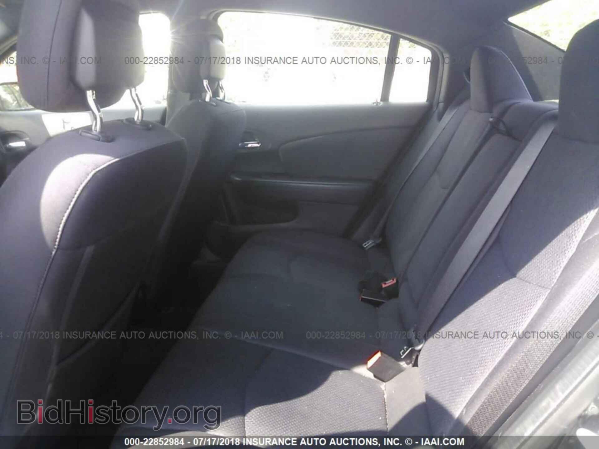 2013 Chrysler 200 - VIN: 1C3CCBAB9DN698105 - Photo 8