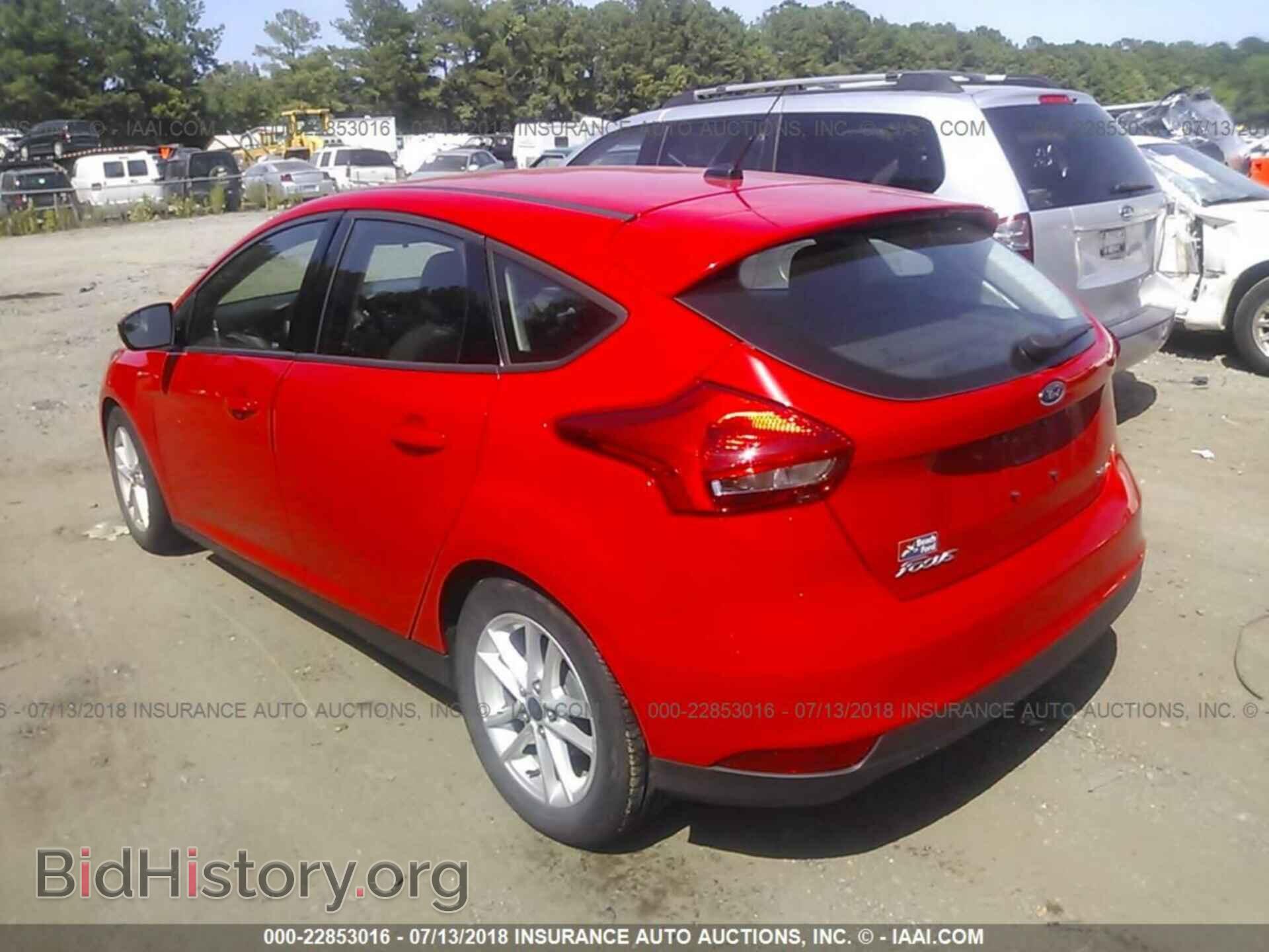 2015 Ford Focus - VIN: 1FADP3K20FL343692 - Photo 3