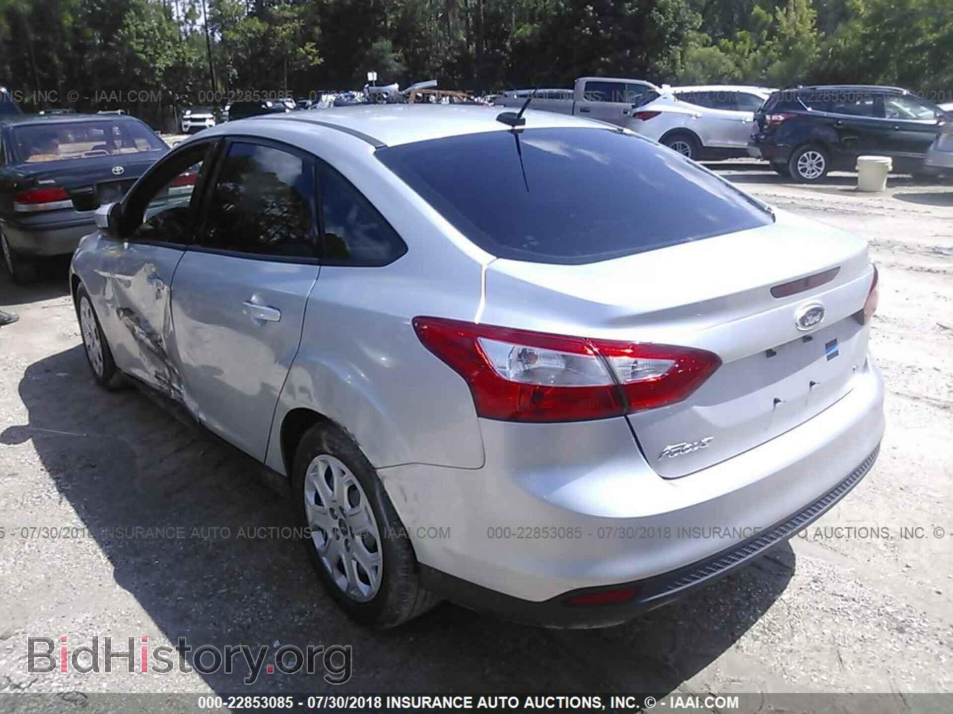 2012 Ford Focus - VIN: 1FAHP3F29CL217466 - Photo 3
