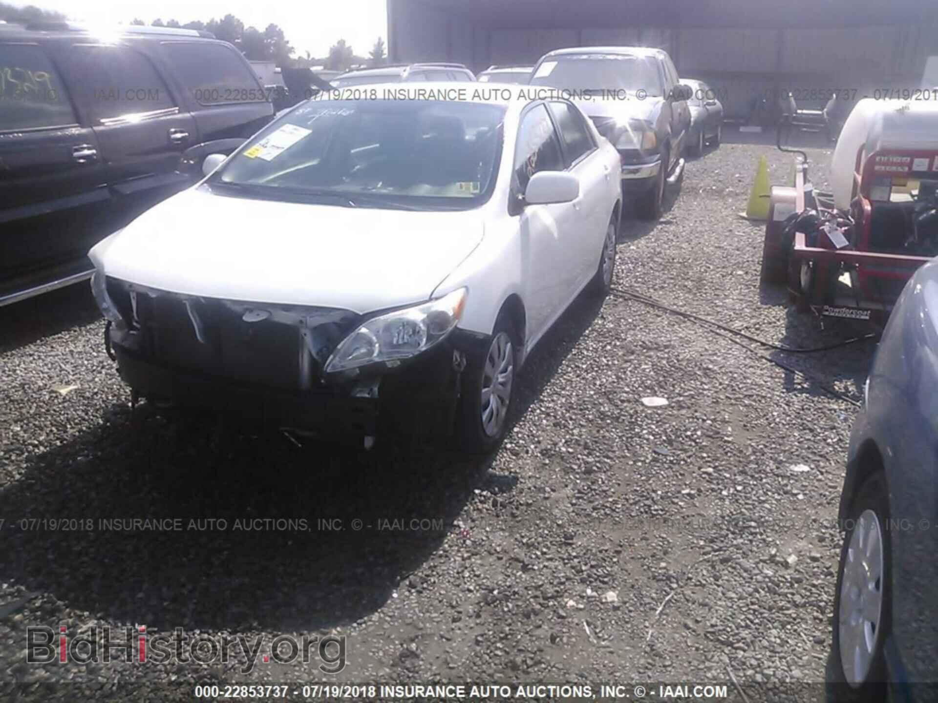 2013 Toyota Corolla - VIN: 5YFBU4EE7DP146061 - Photo 2