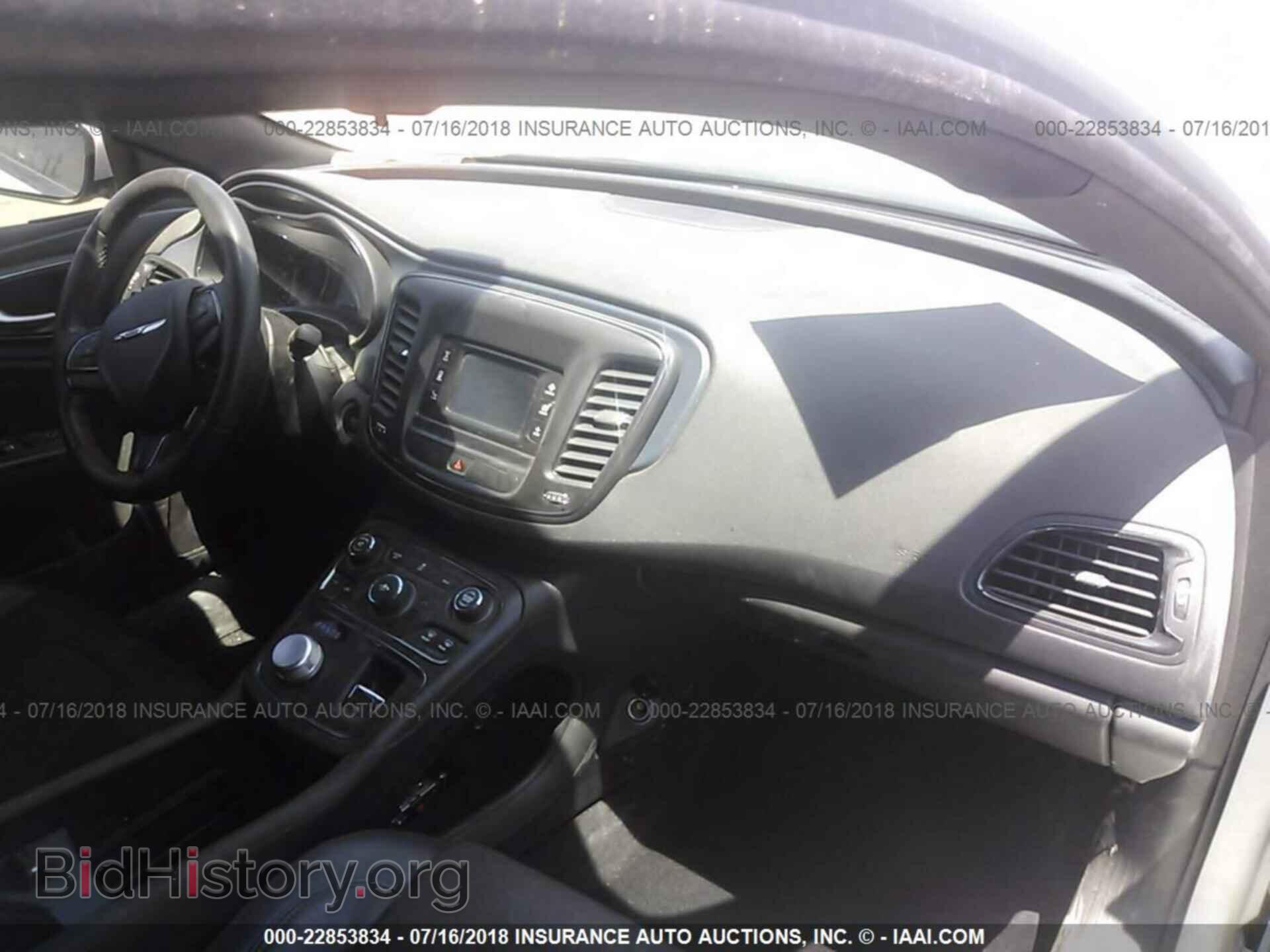 2015 Chrysler 200 - VIN: 1C3CCCBB1FN585496 - Photo 5