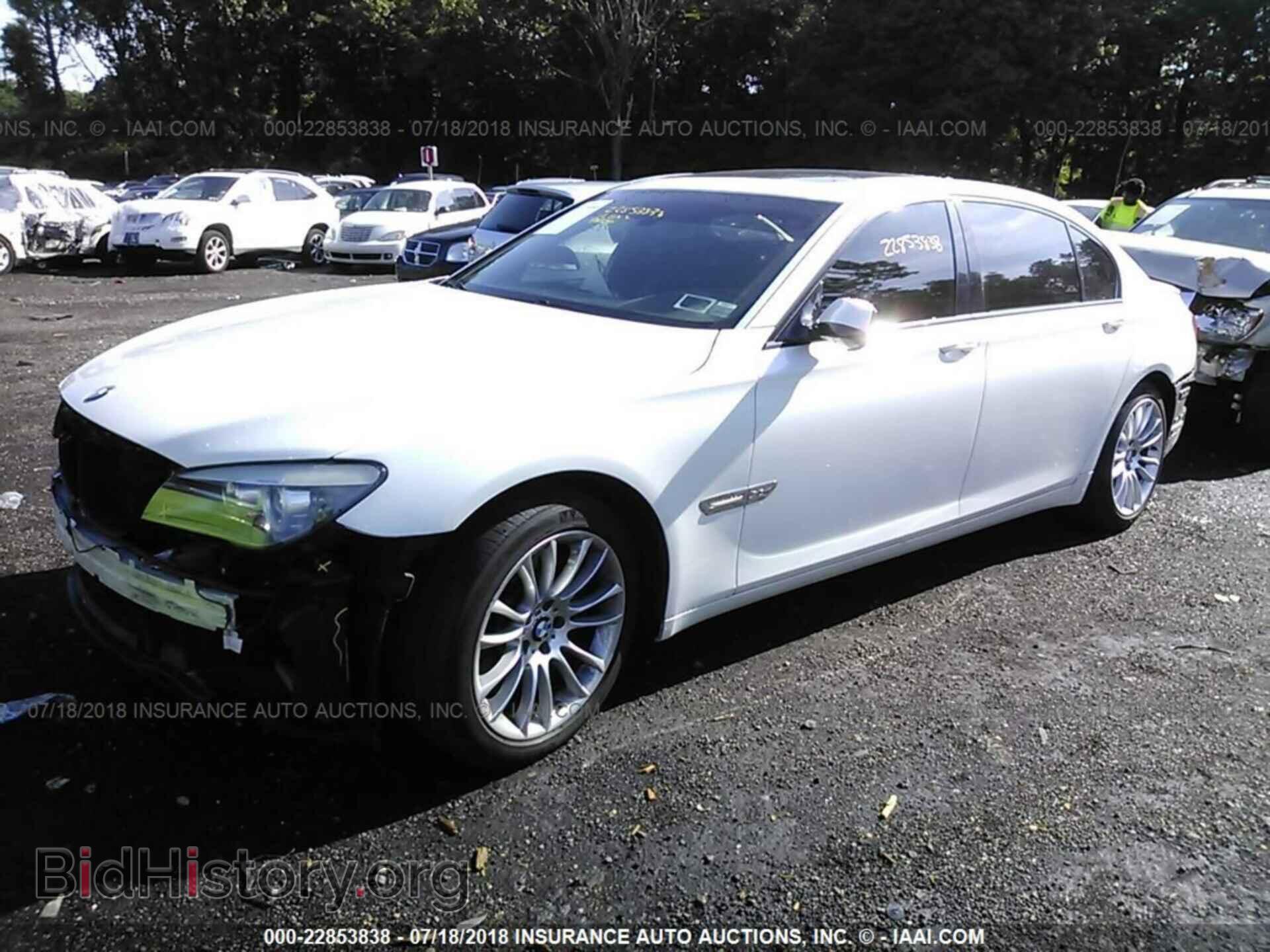 2012 Bmw 750 - VIN: WBAKC8C53CC437660 - Фото 2