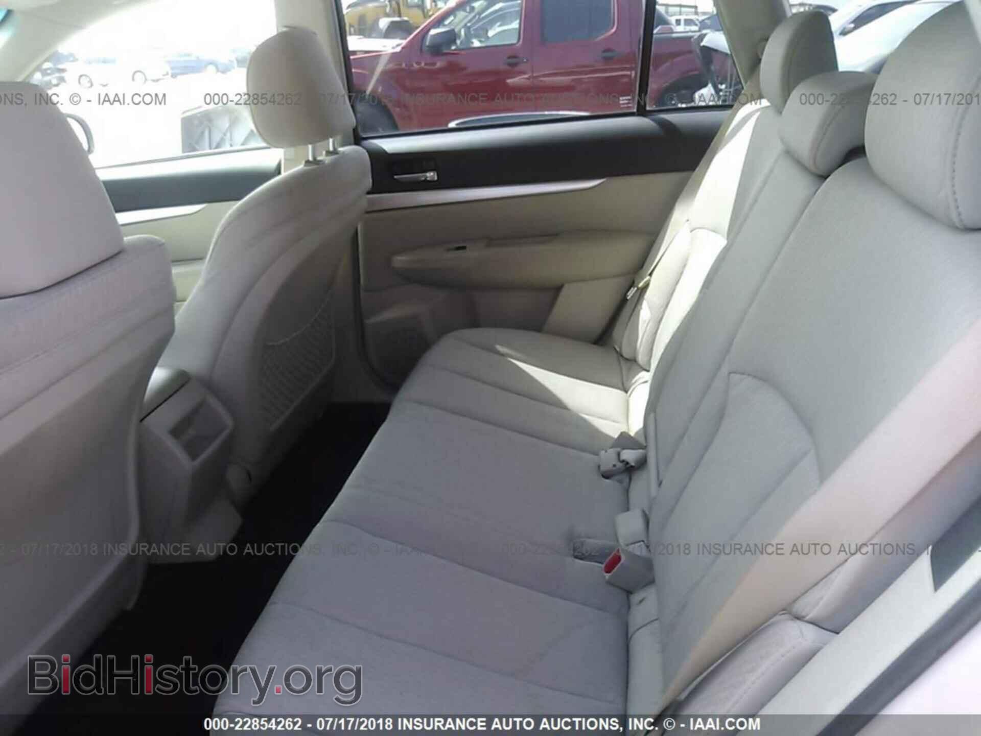 2011 Subaru Outback - VIN: 4S4BRCCC6B3322760 - Фото 8