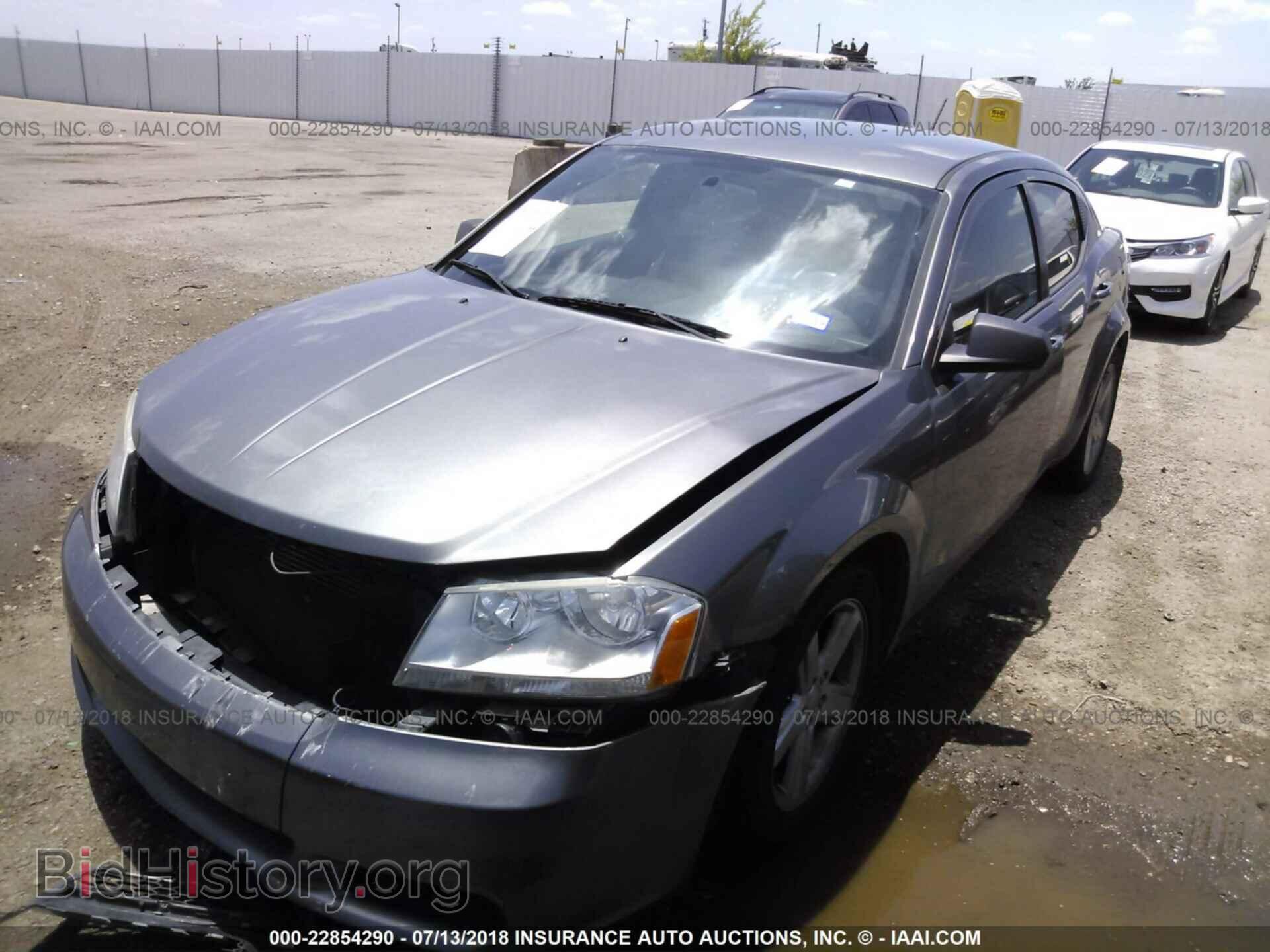 2013 Dodge Avenger - VIN: 1C3CDZAB3DN681757 - Фото 2