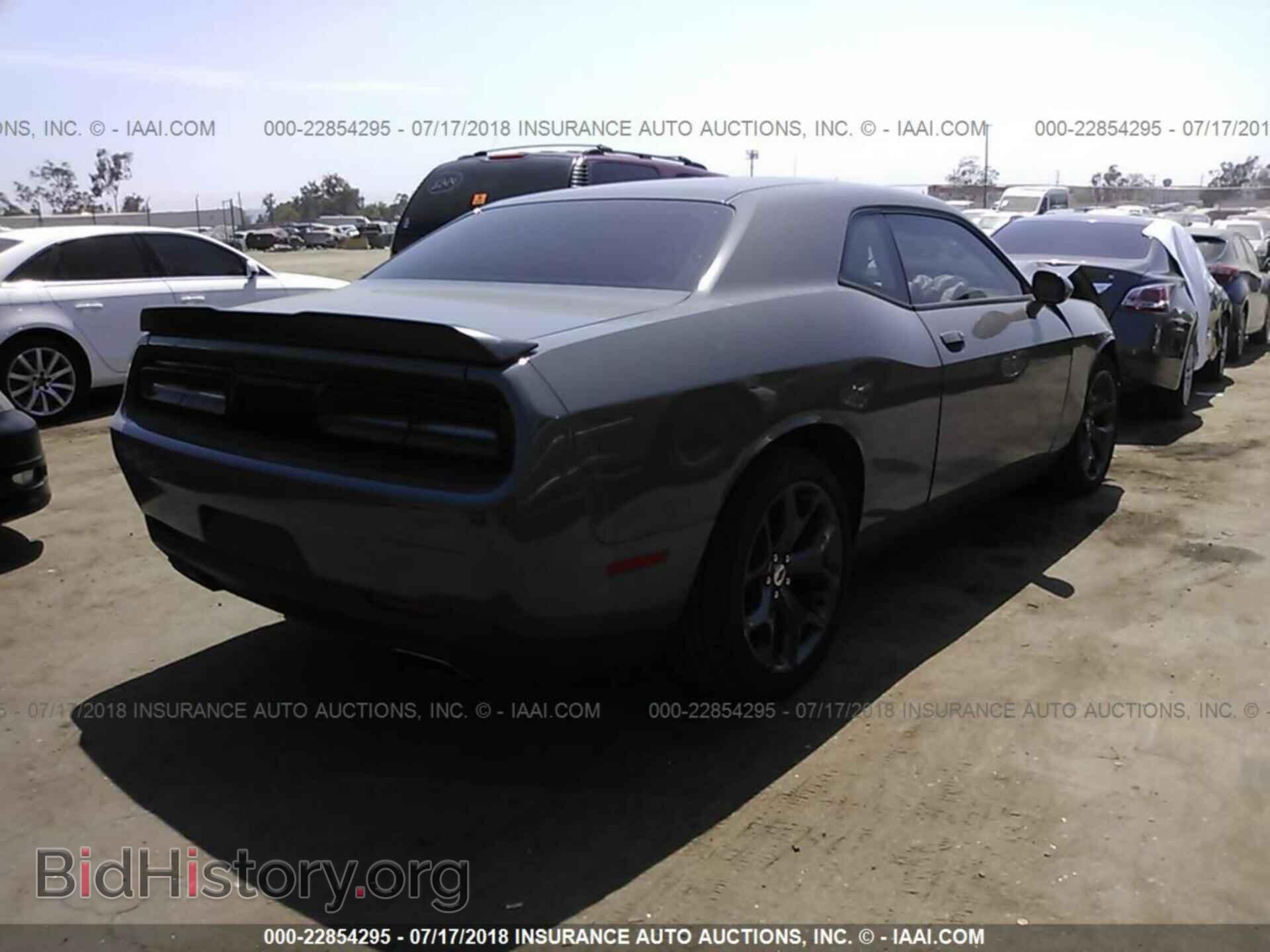 2017 Dodge Challenger - VIN: 2C3CDZAGXHH651648 - Фото 4