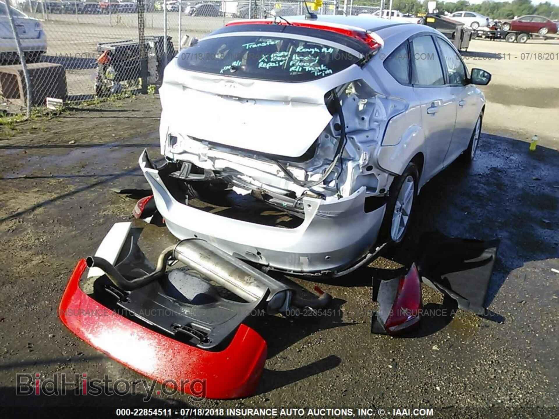 2016 Ford Focus - VIN: 1FADP3K20GL333018 - Photo 6
