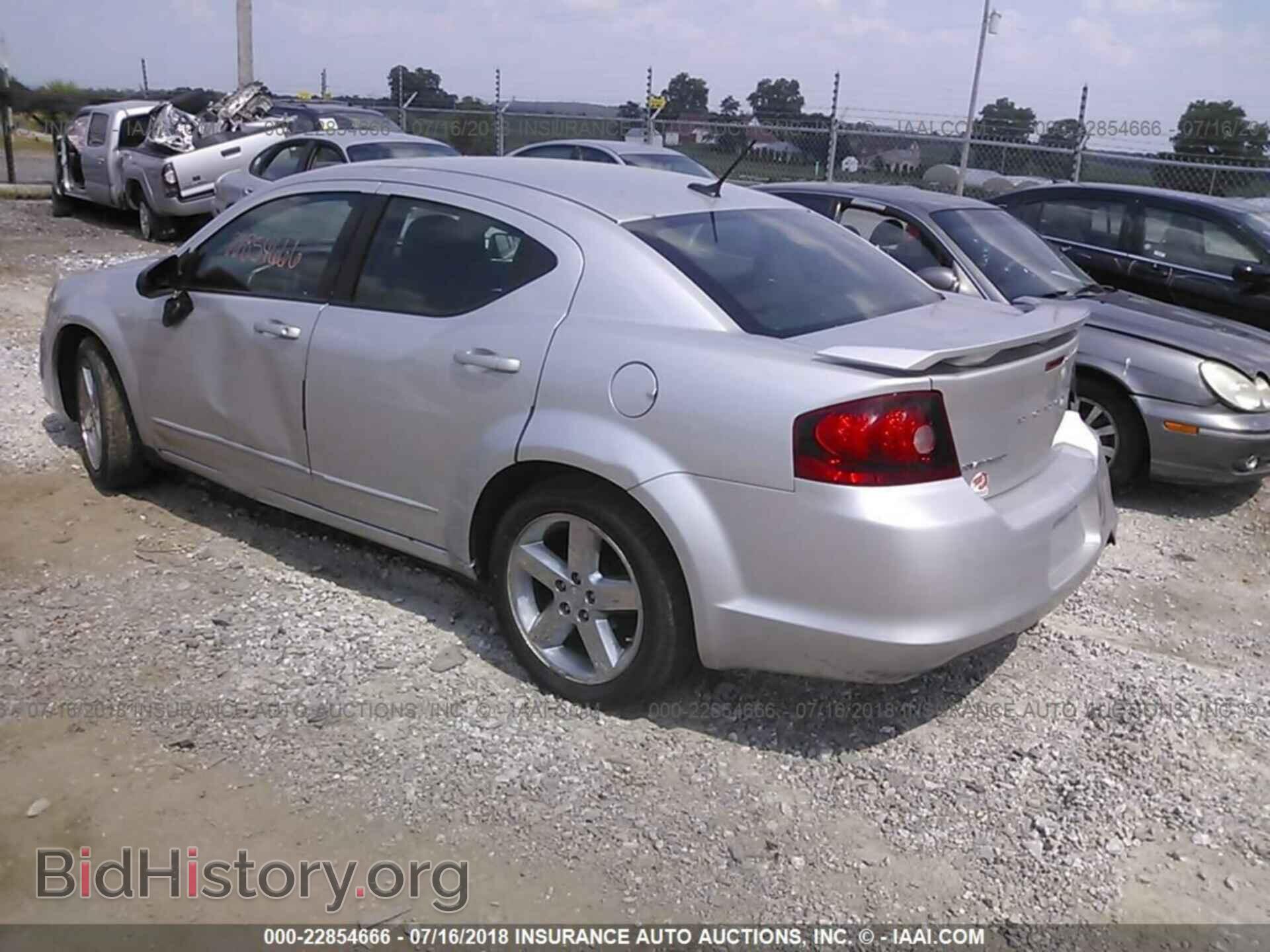 2011 Dodge Avenger - VIN: 1B3BD4FB0BN554191 - Фото 3