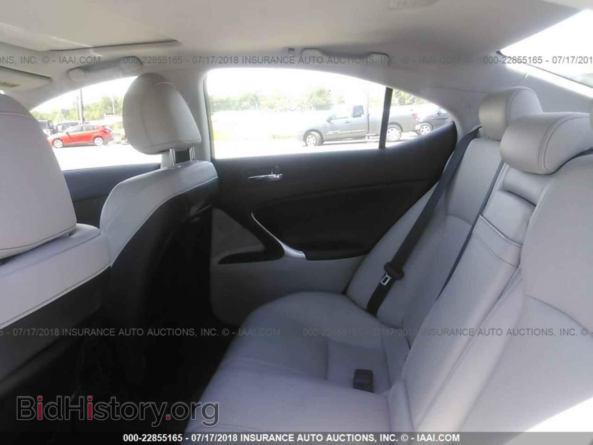 2012 Lexus Is - VIN: JTHBF5C28C5177886 - Photo 8