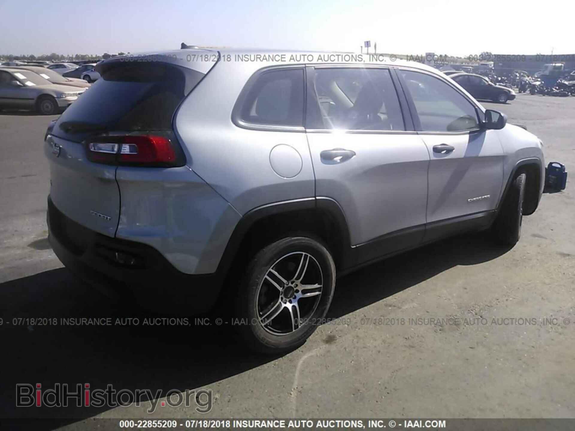 2014 Jeep Cherokee - VIN: 1C4PJMAB2EW233403 - Фото 4