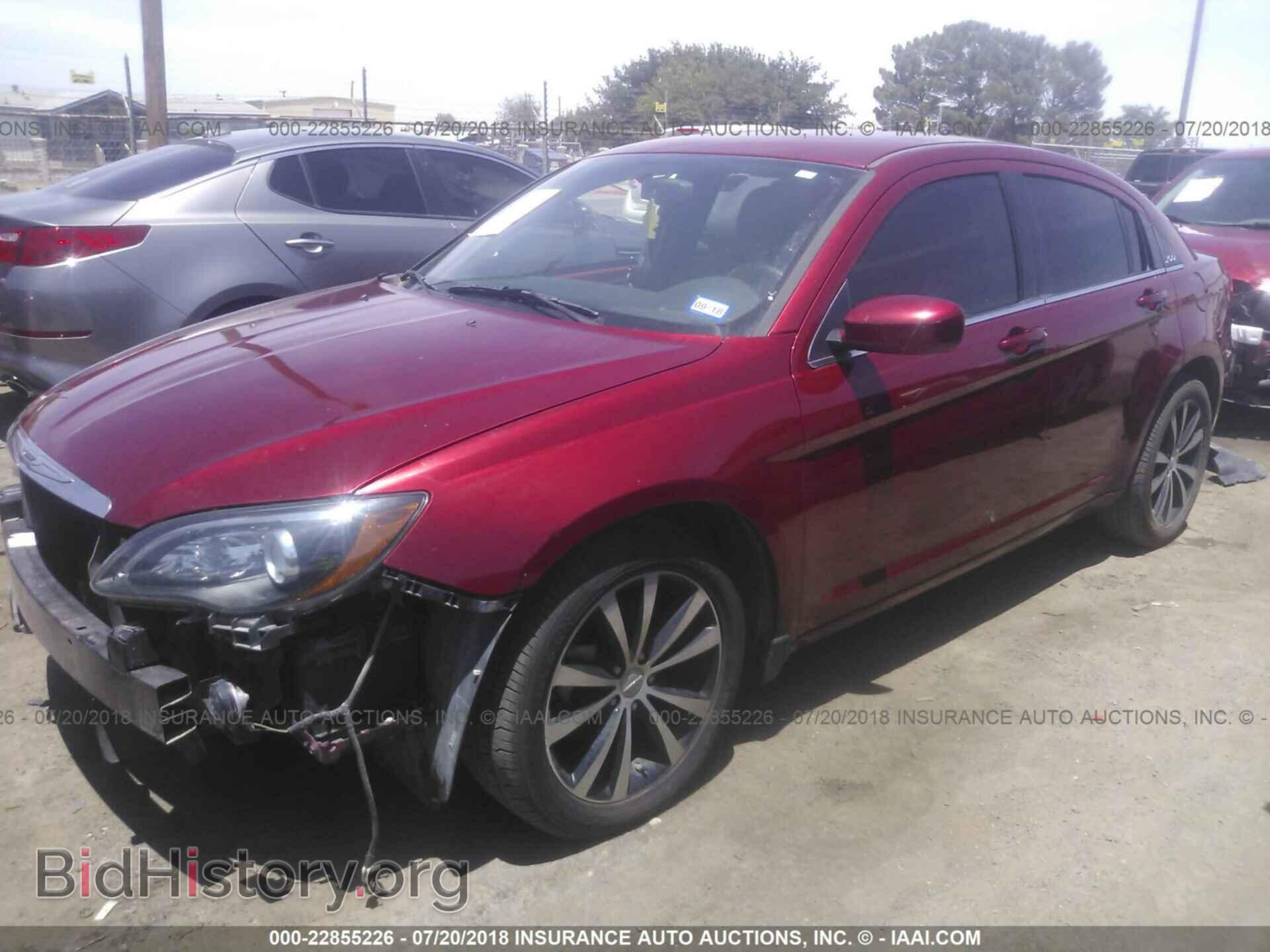 2014 Chrysler 200 - VIN: 1C3CCBBB8EN107472 - Фото 2