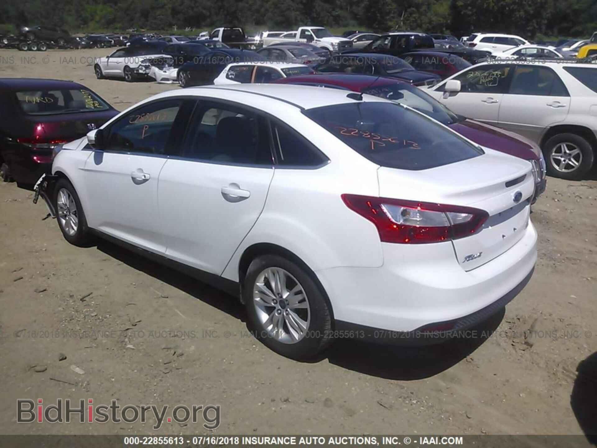 2012 Ford Focus - VIN: 1FAHP3H26CL467616 - Photo 3