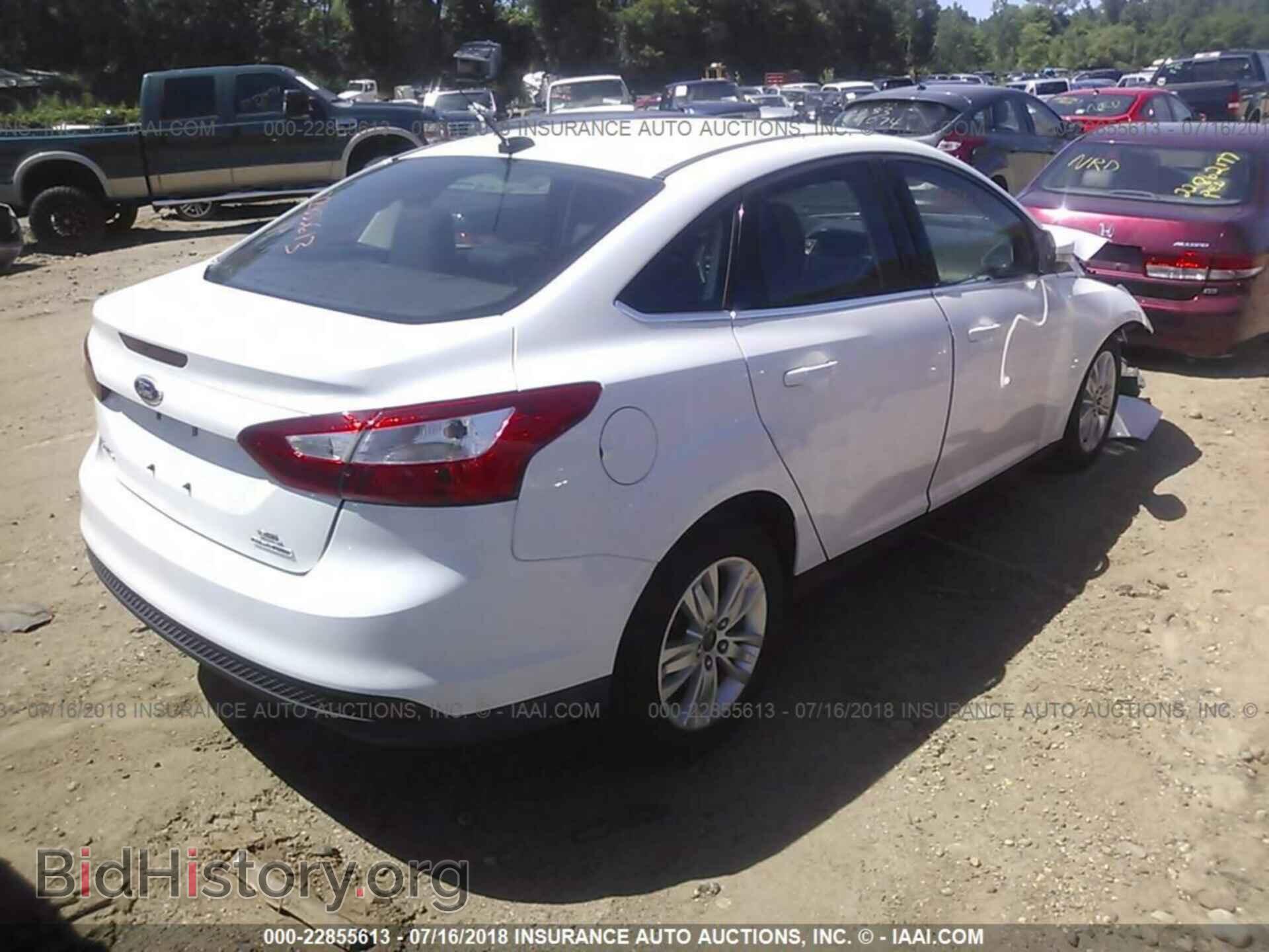 2012 Ford Focus - VIN: 1FAHP3H26CL467616 - Photo 4