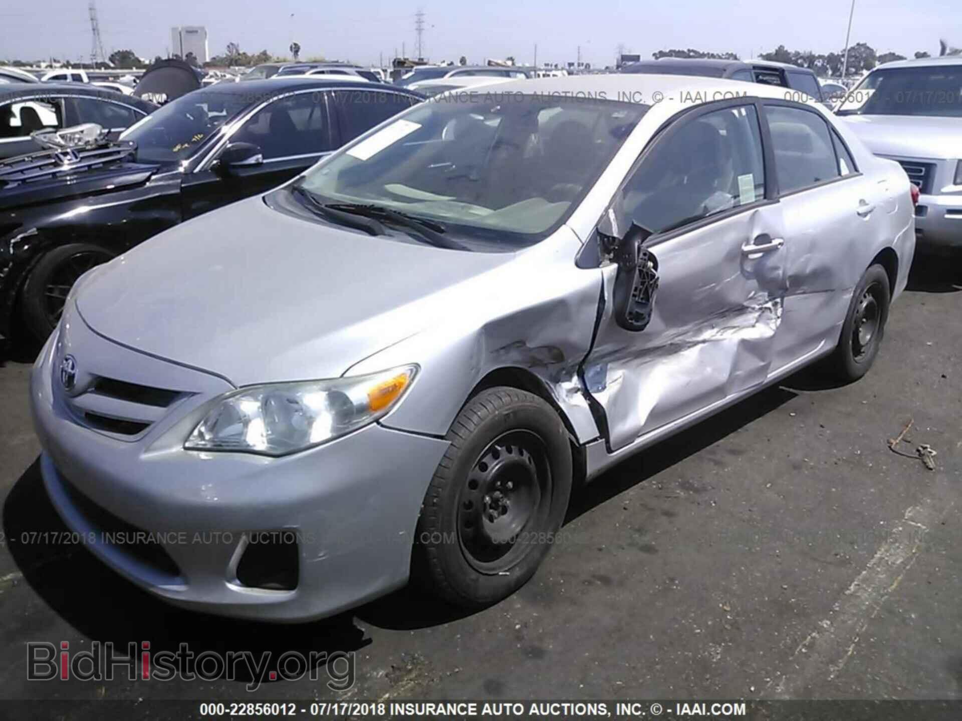2011 Toyota Corolla - VIN: 2T1BU4EEXBC613096 - Photo 2