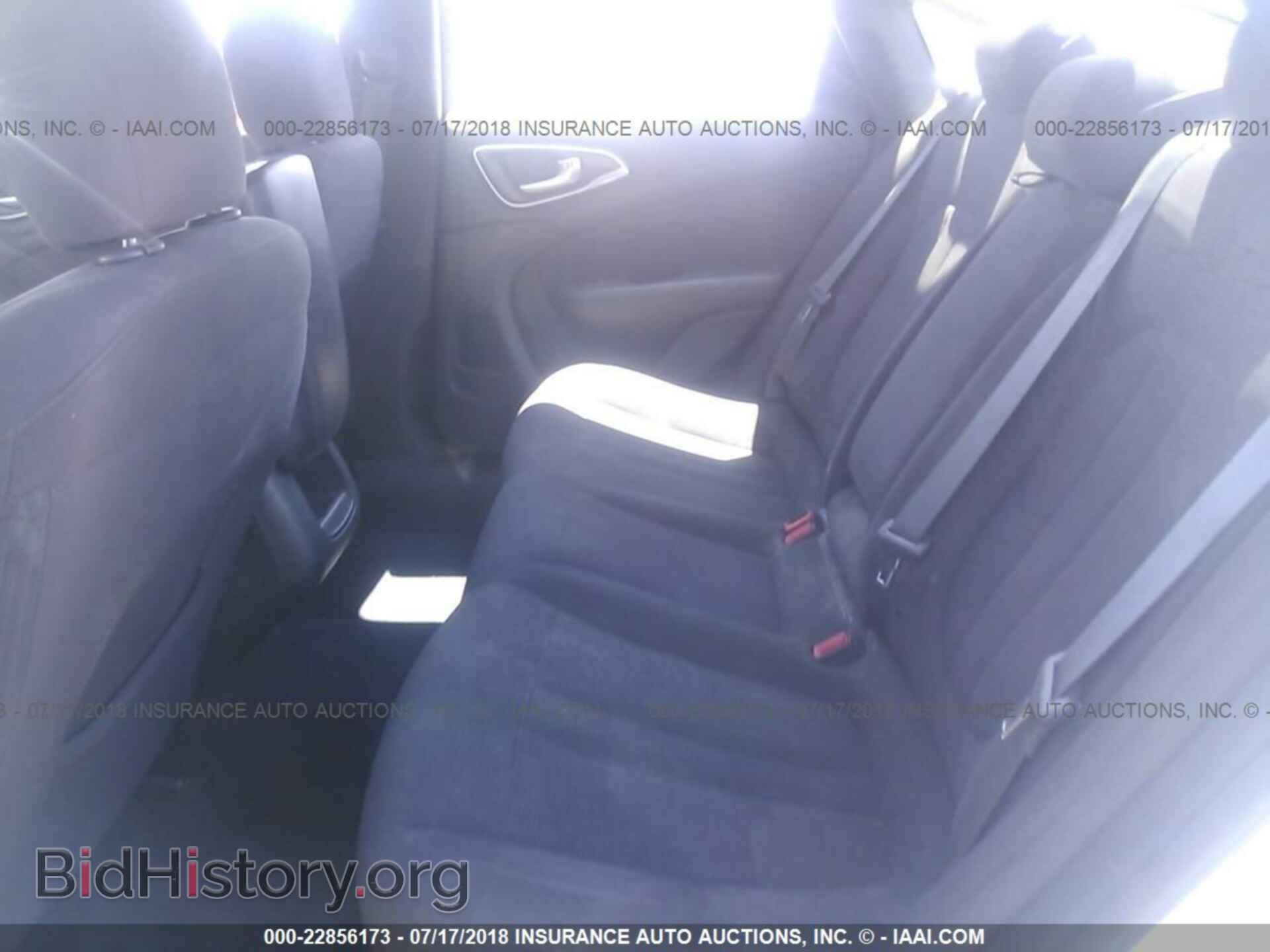 2015 Chrysler 200 - VIN: 1C3CCCAB7FN666861 - Фото 8