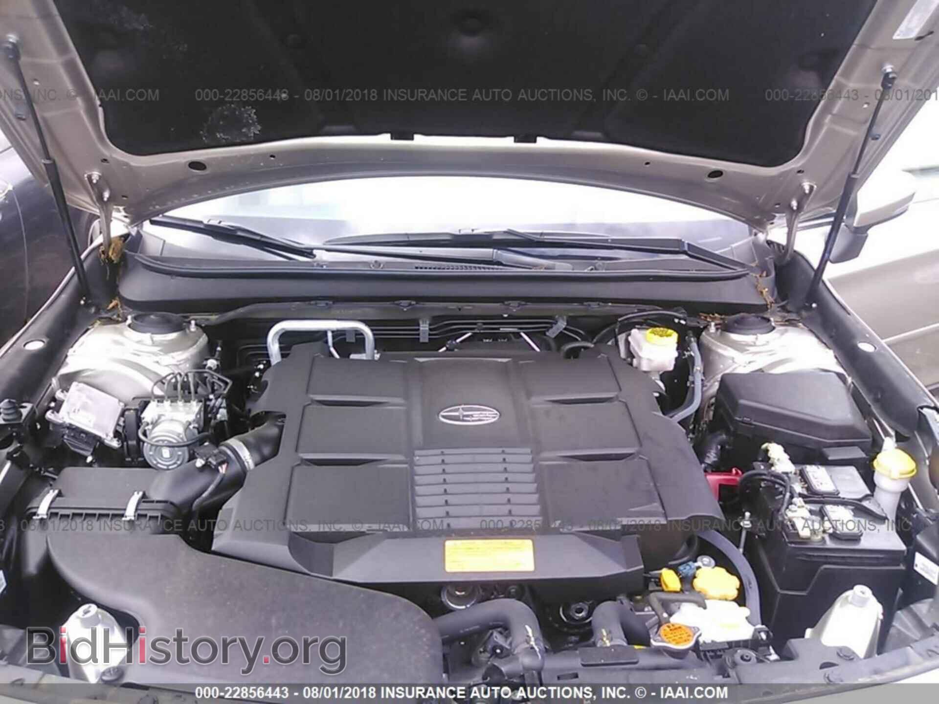 2018 Subaru Outback - VIN: 4S4BSENC3J3207724 - Фото 10