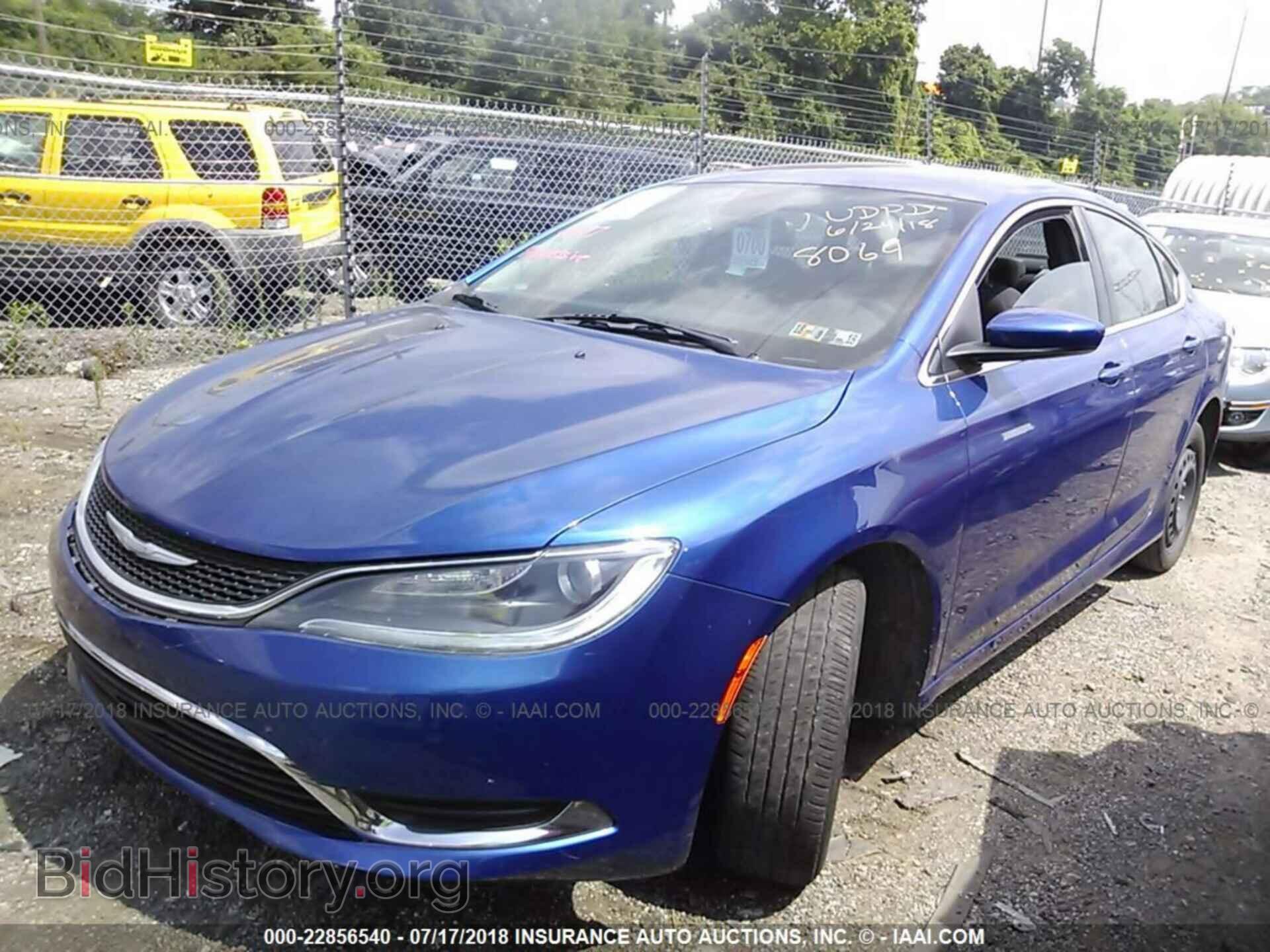 2015 Chrysler 200 - VIN: 1C3CCCAB7FN658064 - Photo 2
