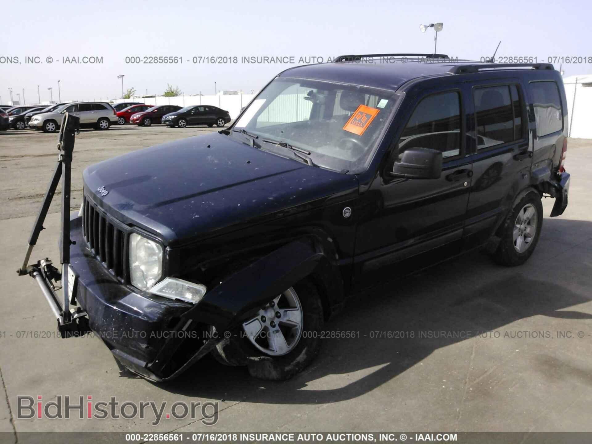 2012 Jeep Liberty - VIN: 1C4PJMAK2CW138532 - Фото 2
