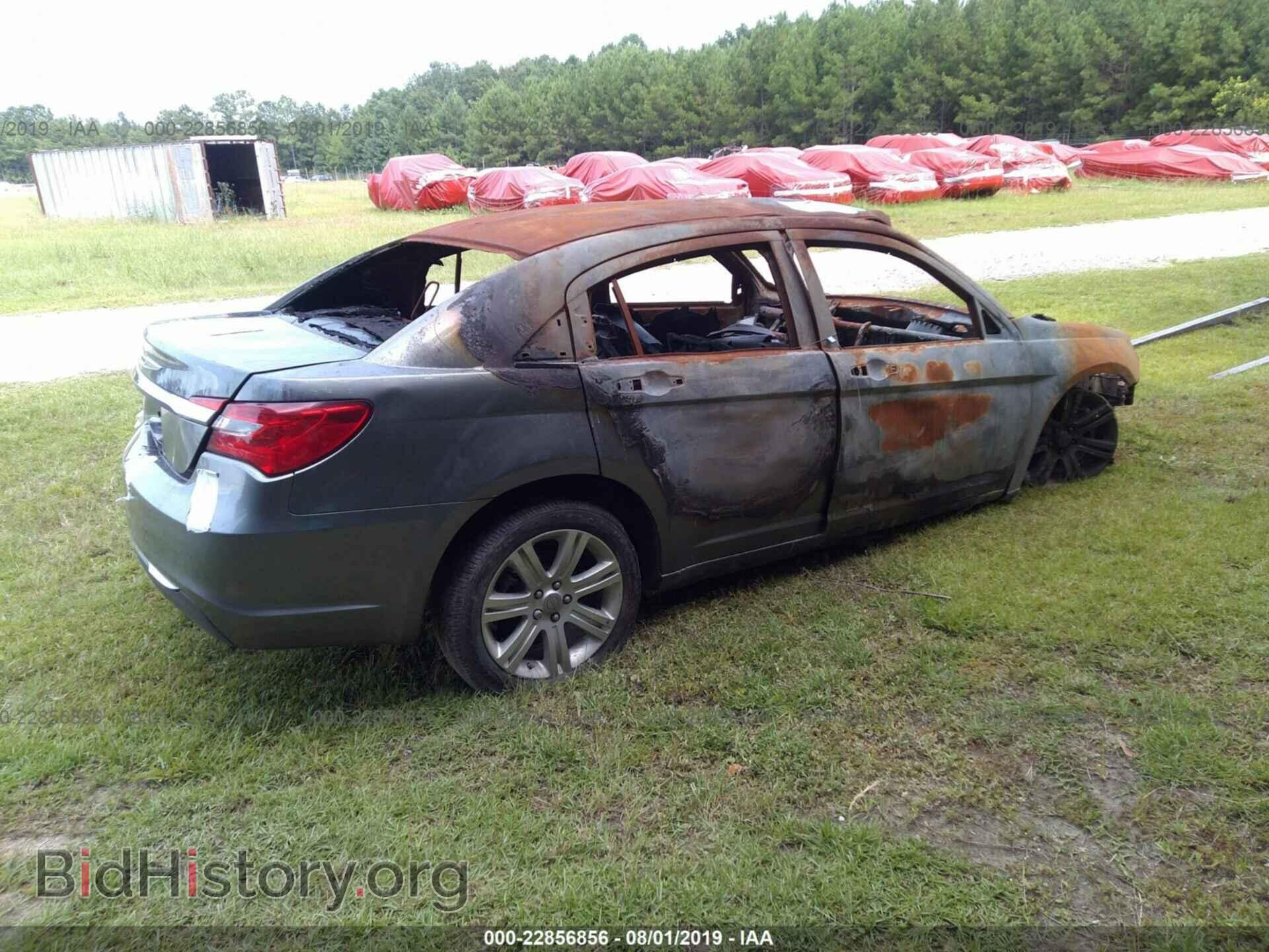 2013 CHRYSLER 200 - VIN: 1C3CCBBB1DN515472 - Фото 4