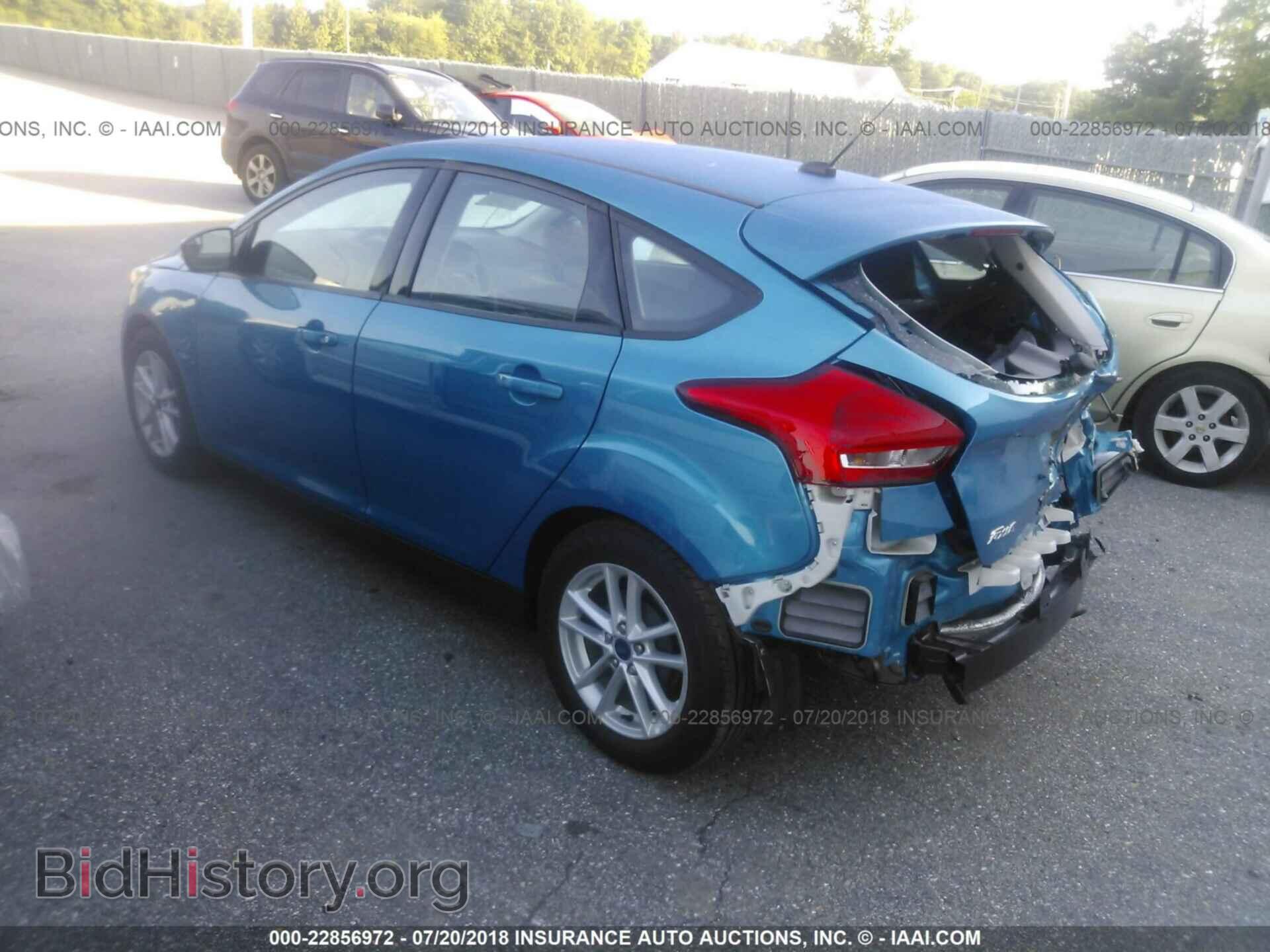 2016 Ford Focus - VIN: 1FADP3K26GL377265 - Photo 3
