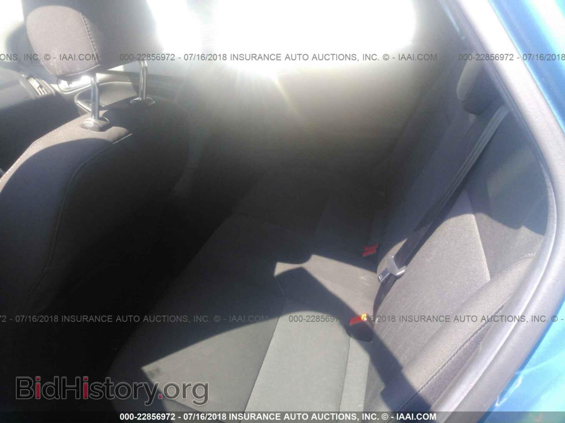 2016 Ford Focus - VIN: 1FADP3K26GL377265 - Photo 8