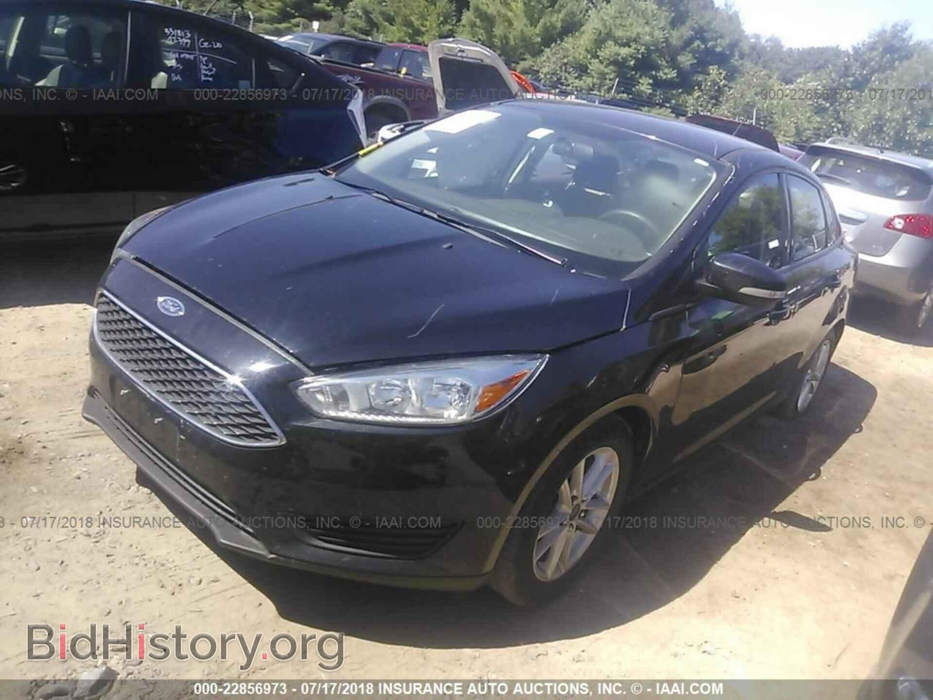 2016 Ford Focus - VIN: 1FADP3F23GL277733 - Photo 2