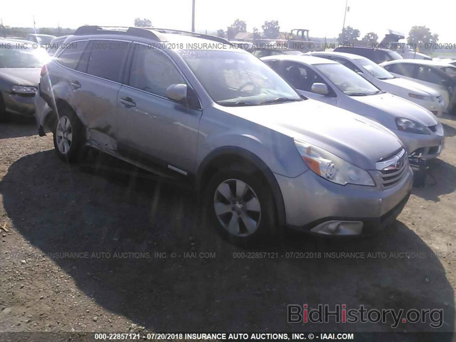 Photo 4S4BRBCC4B3345125 - Subaru Outback 2011